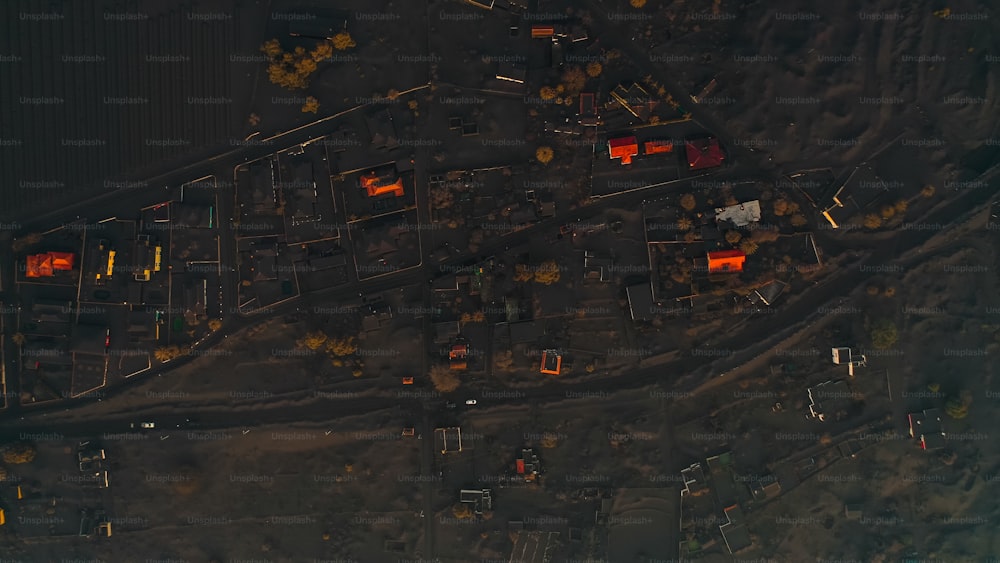 Eine Luftaufnahme eines Viertels mit vielen Häusern