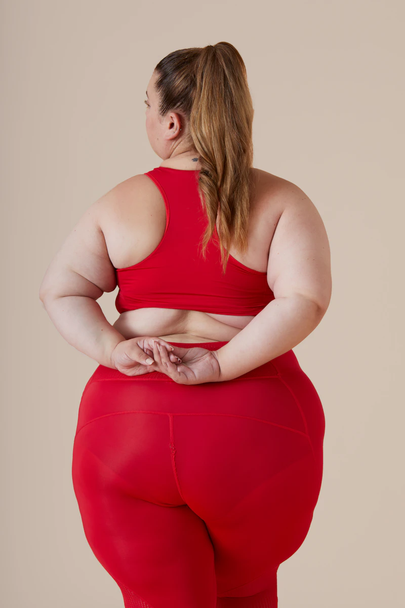 Top Ember · rojo