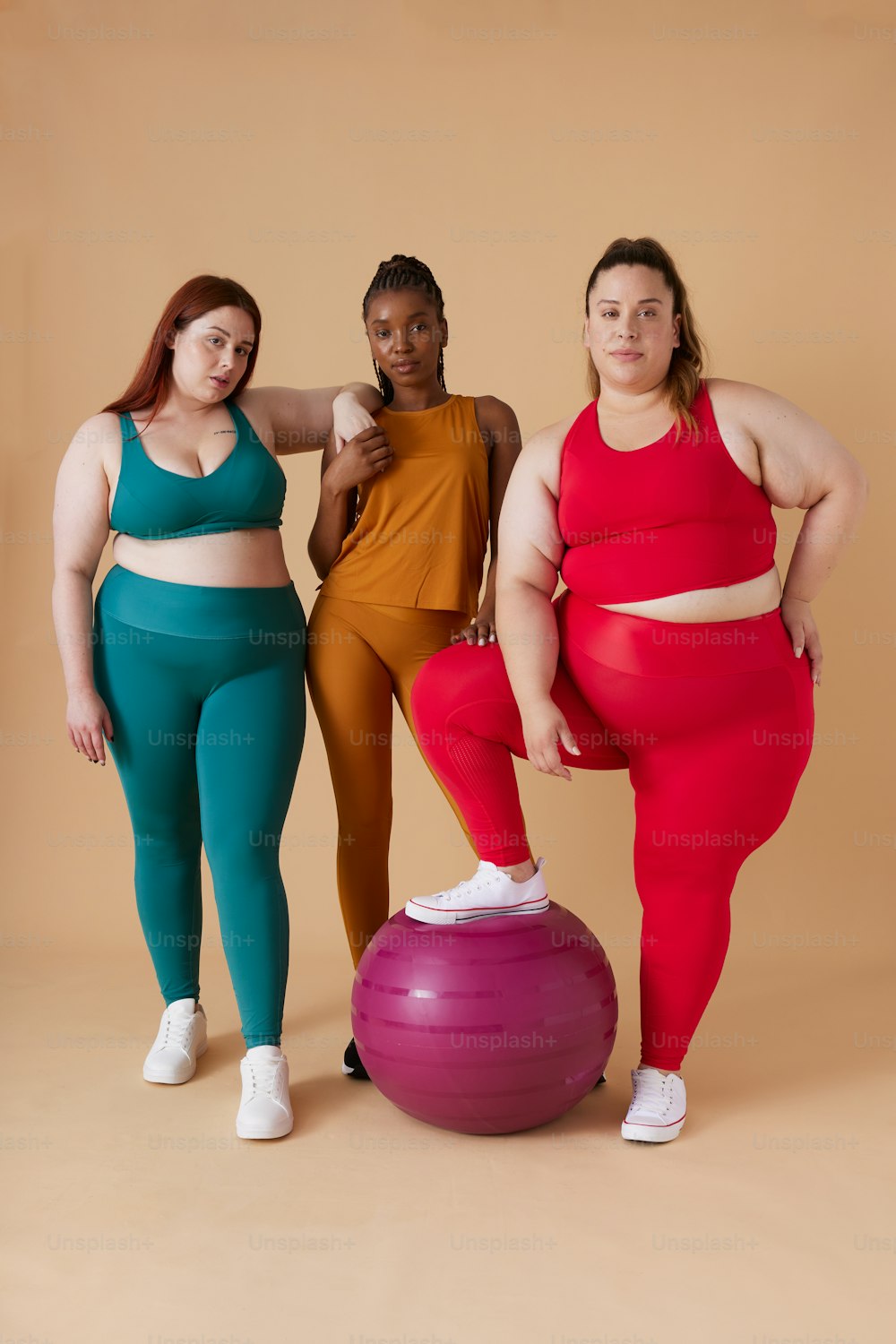Woman plus size in gym posing happy, female XXL losing weight, fat model  working with her body in fitness hall, healthy lifestyle and diet Stock  Photo