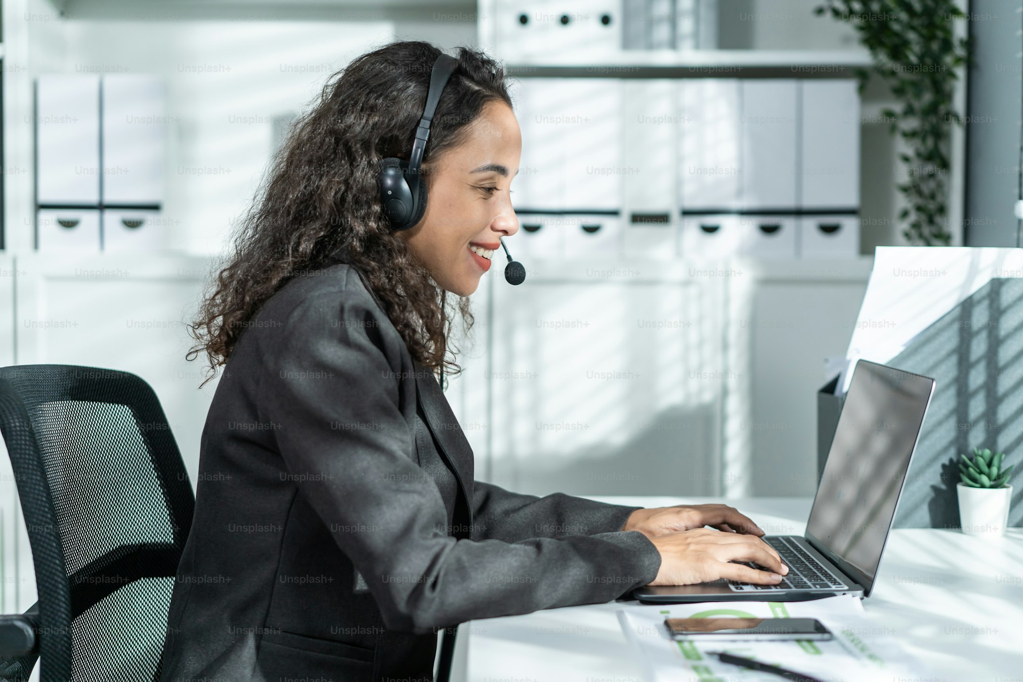 top 10 helpdesk ticketing system for small businesses