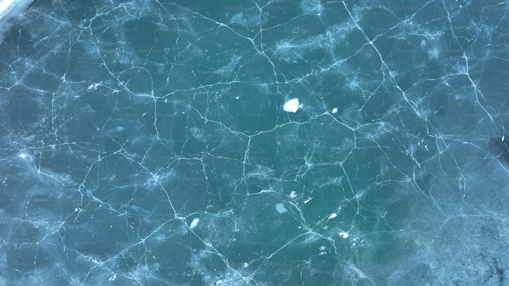 Un primer plano de una superficie de mármol azul