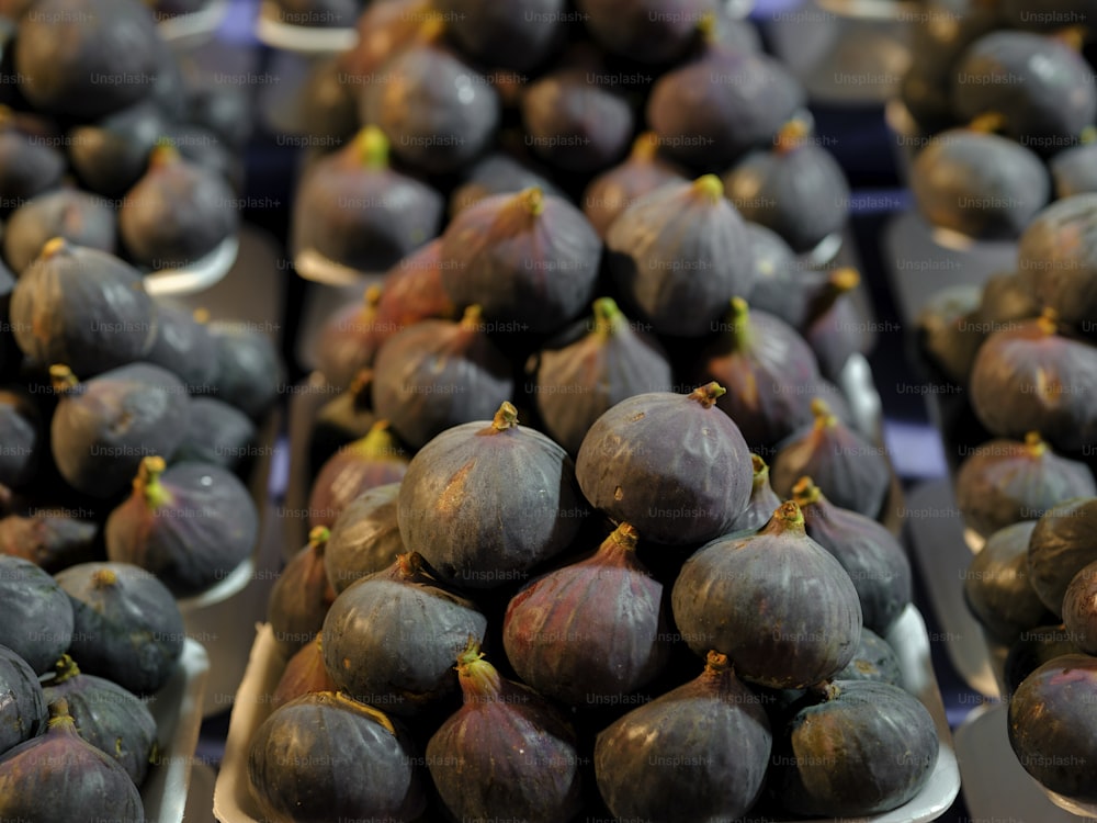 a bunch of figs that are sitting on a table