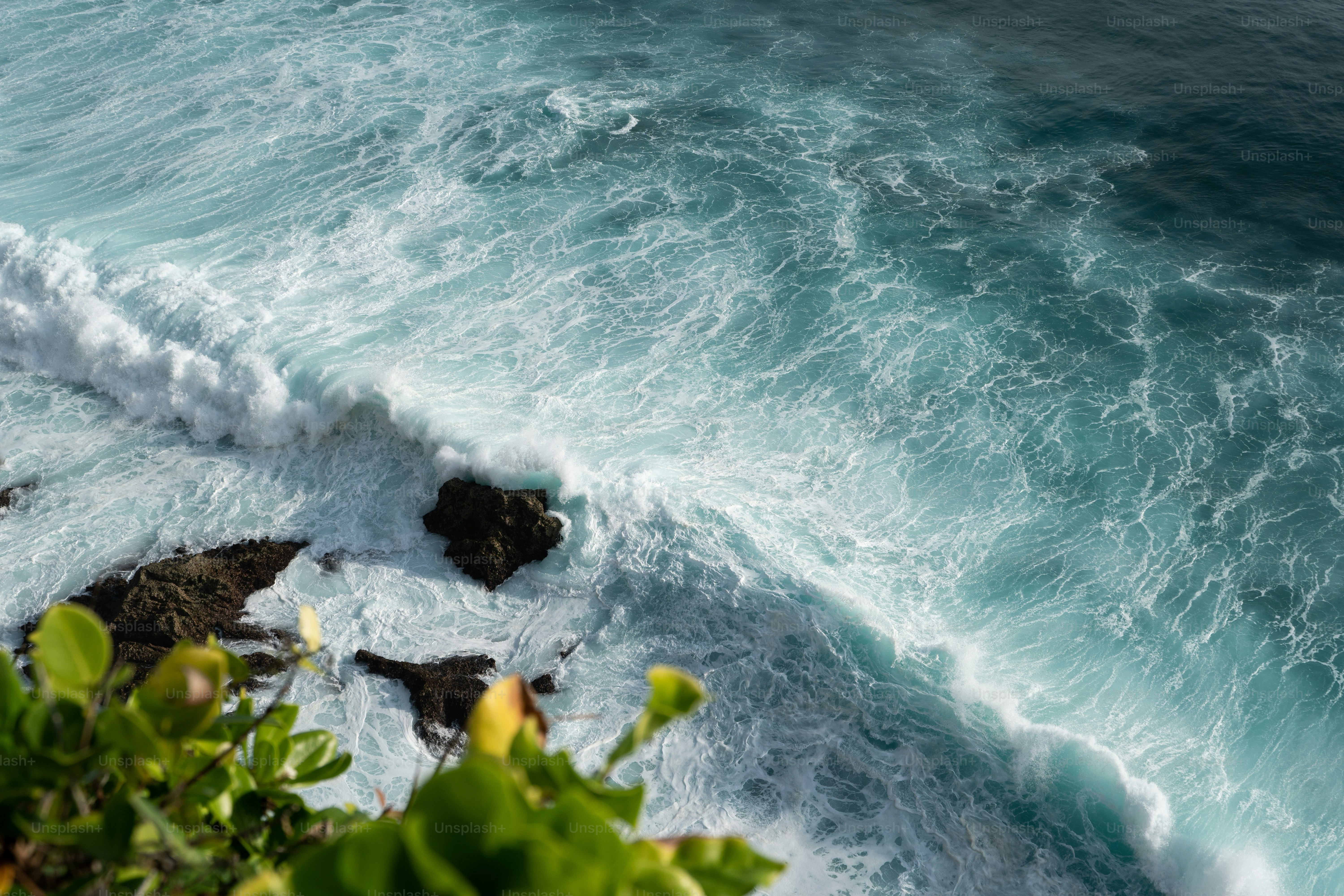 Une vue de l’océan depuis une falaise