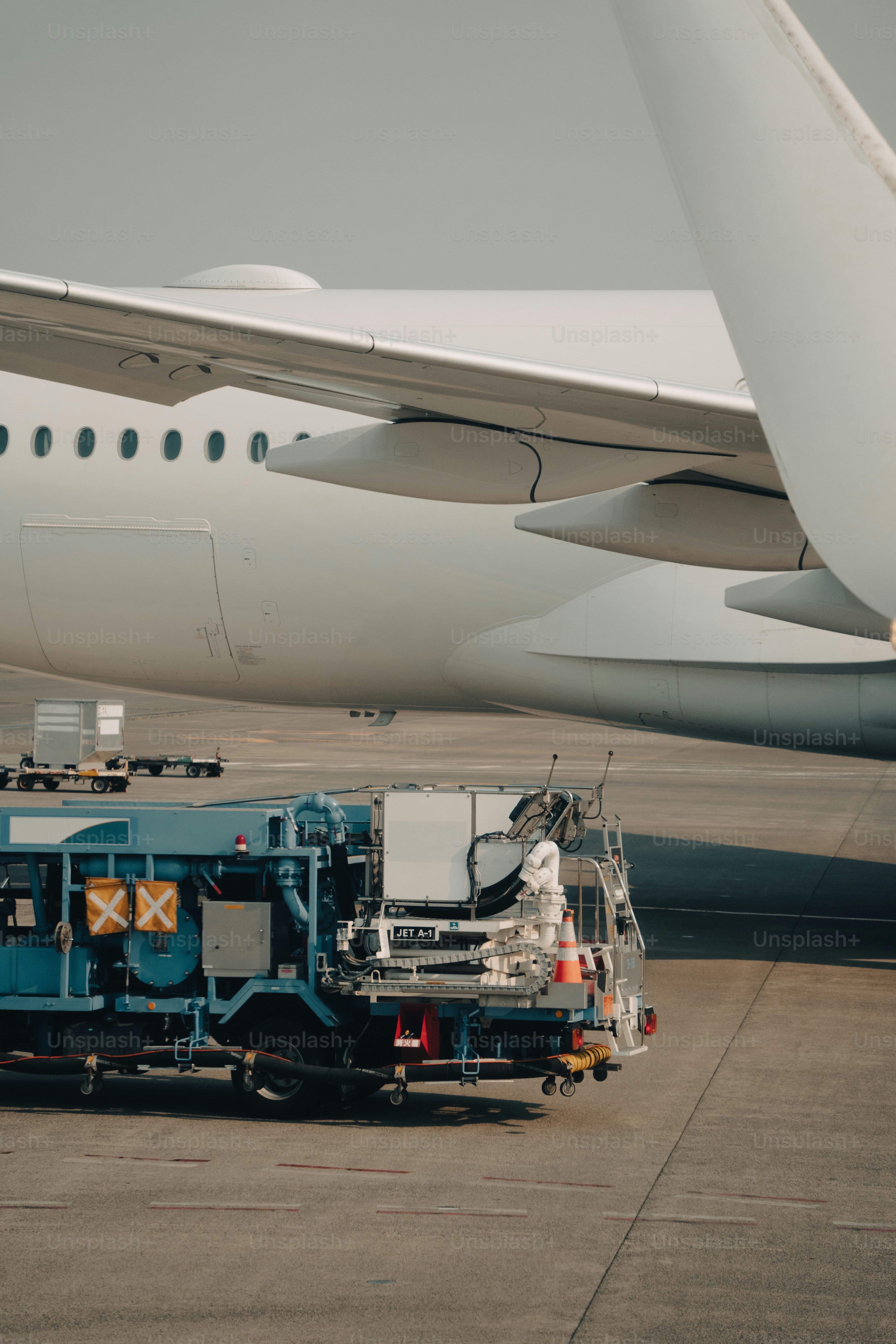 Airport fuel truck