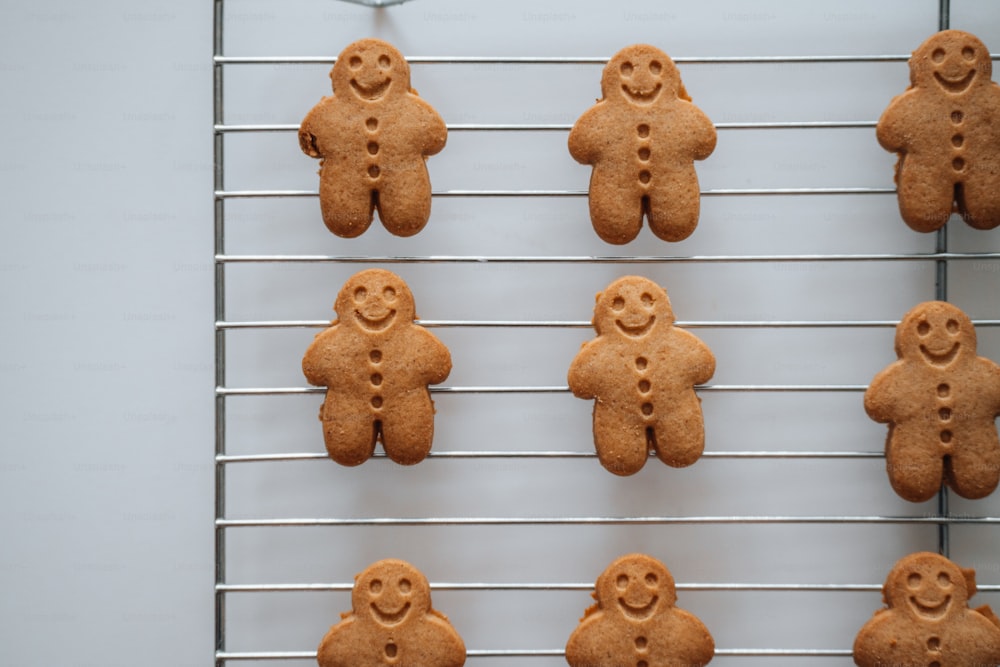 a bunch of cookies that are on a rack