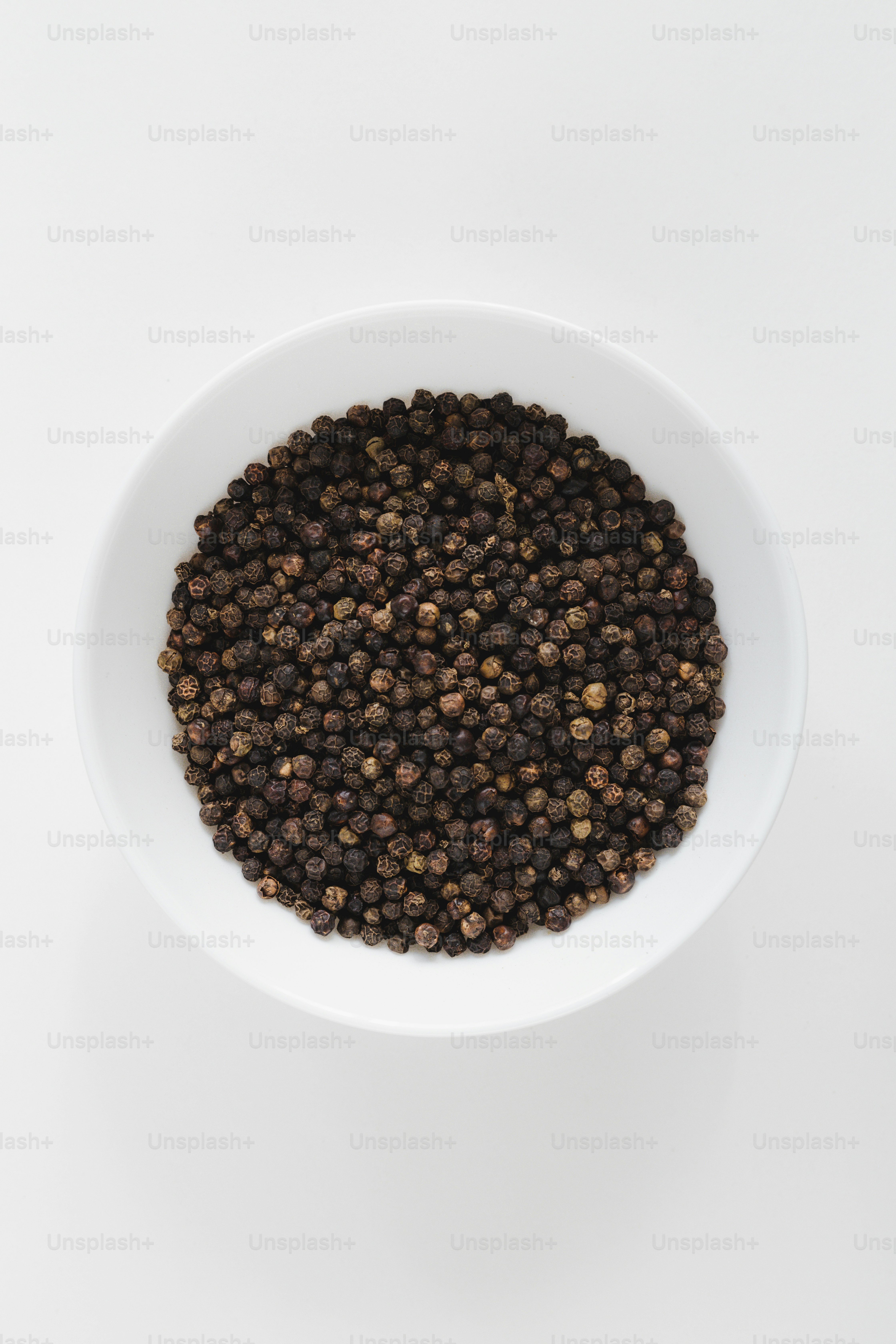 Black Pepper - Whole premium quality peppercorns