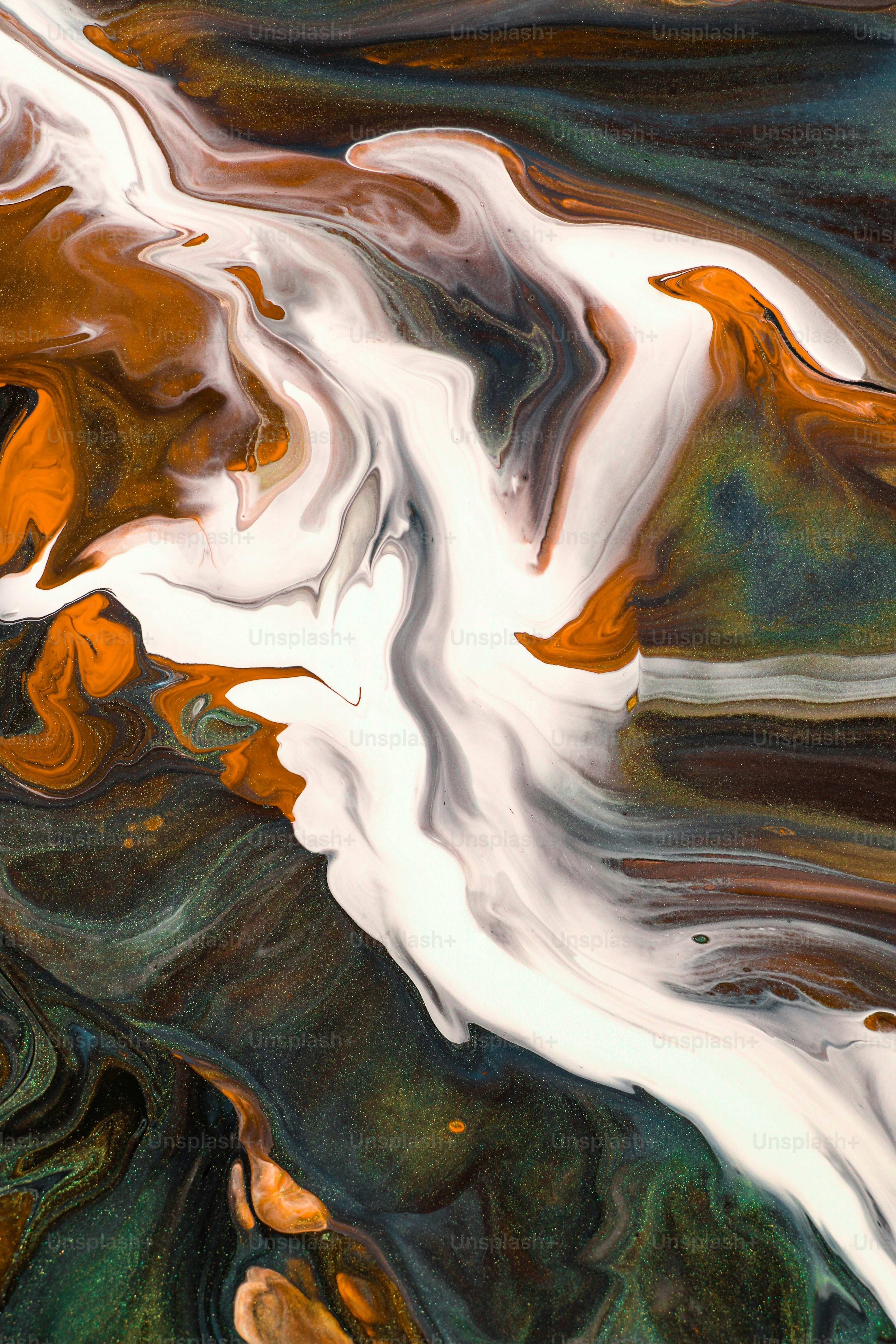 um close up de uma pintura abstrata de água