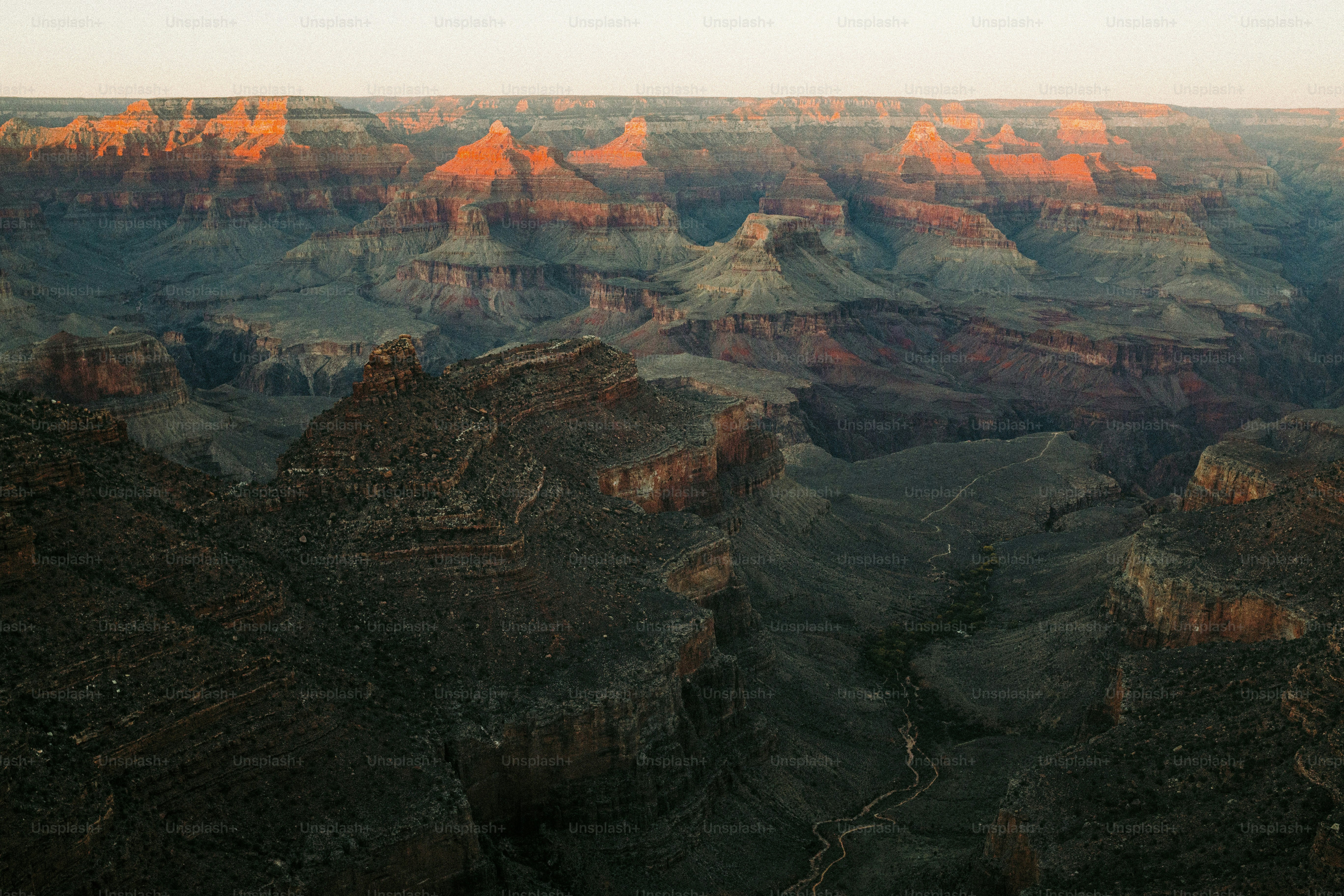 Una vista del Grand Canyon al tramonto
