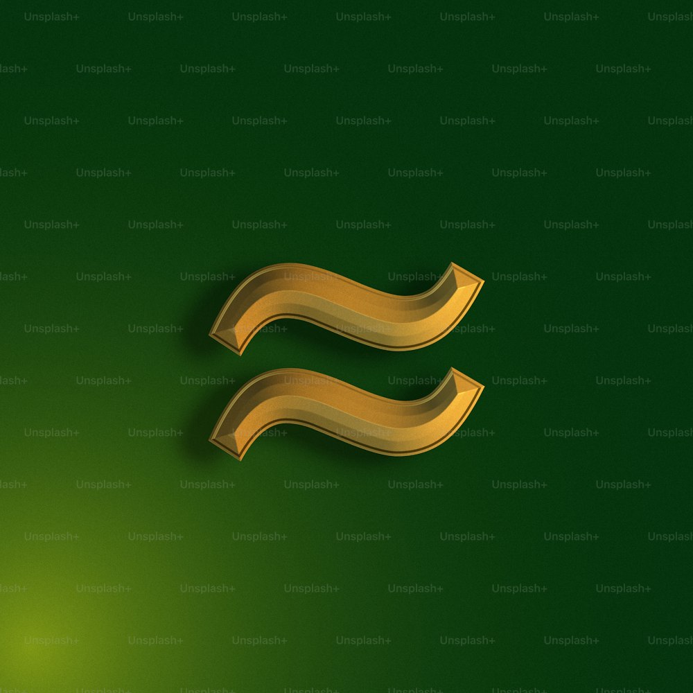 ein goldener Buchstabe S auf grünem Hintergrund