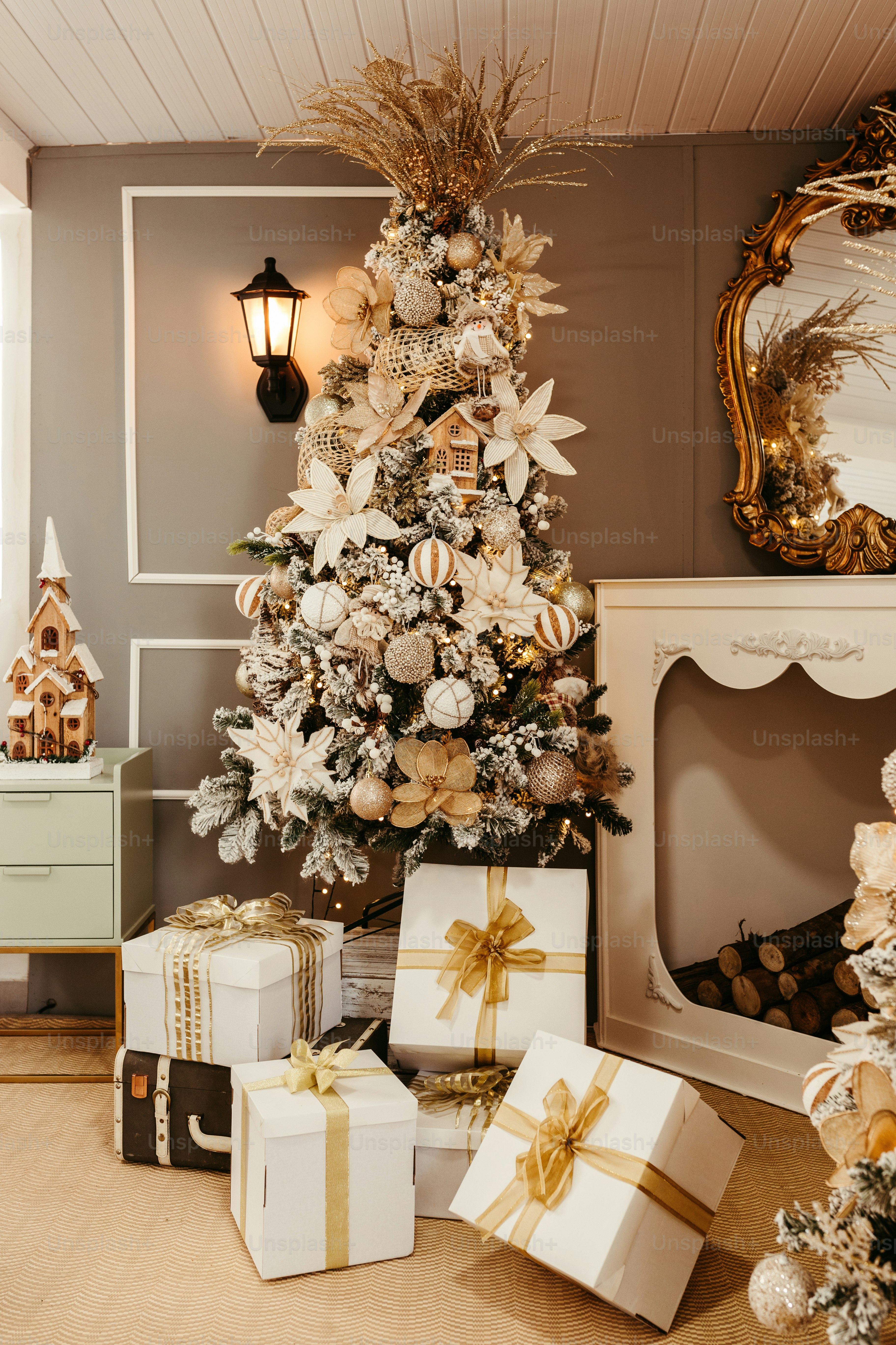 a decorated christmas tree in a living room