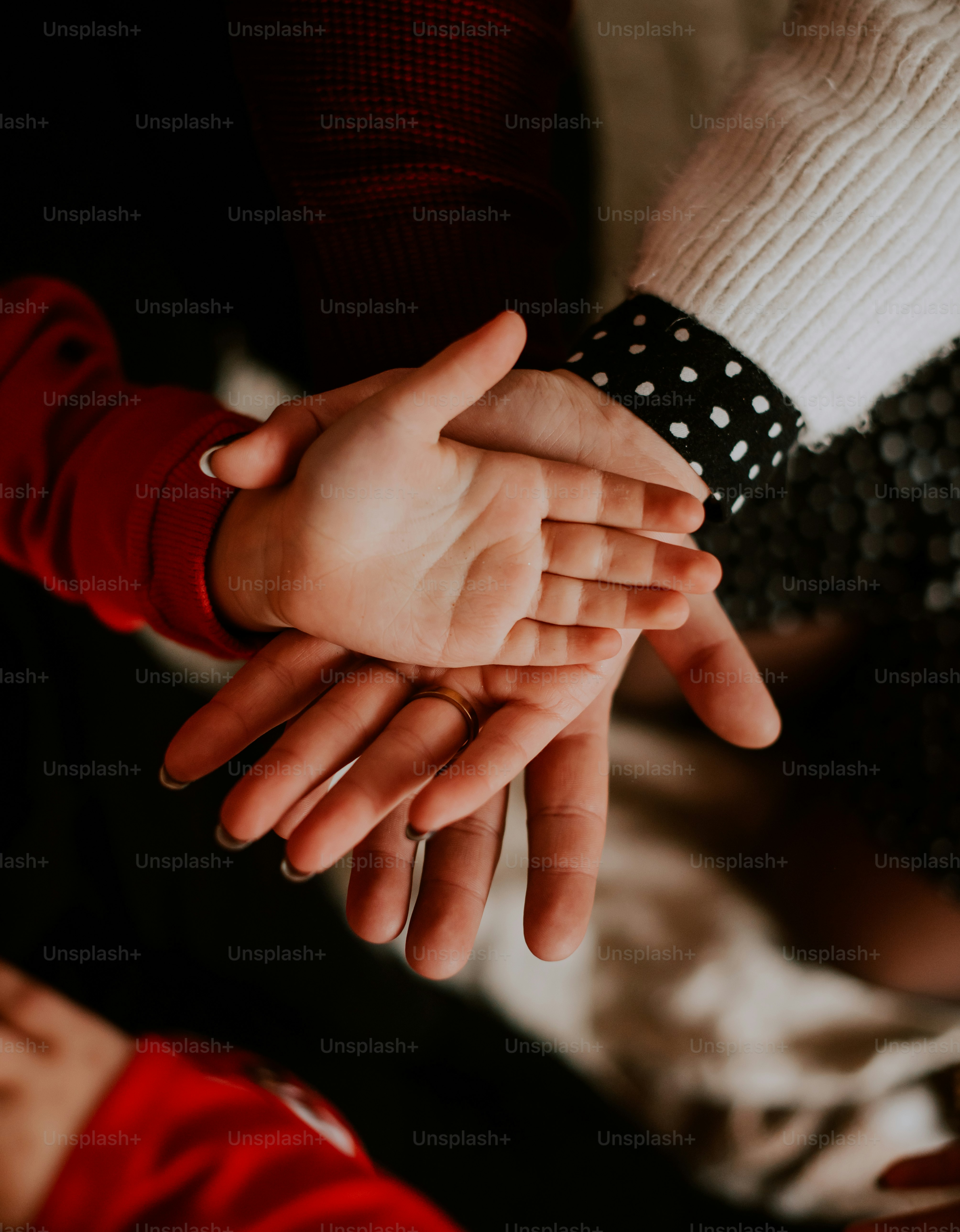 20+ Hands Pictures | Download Free Images on Unsplash