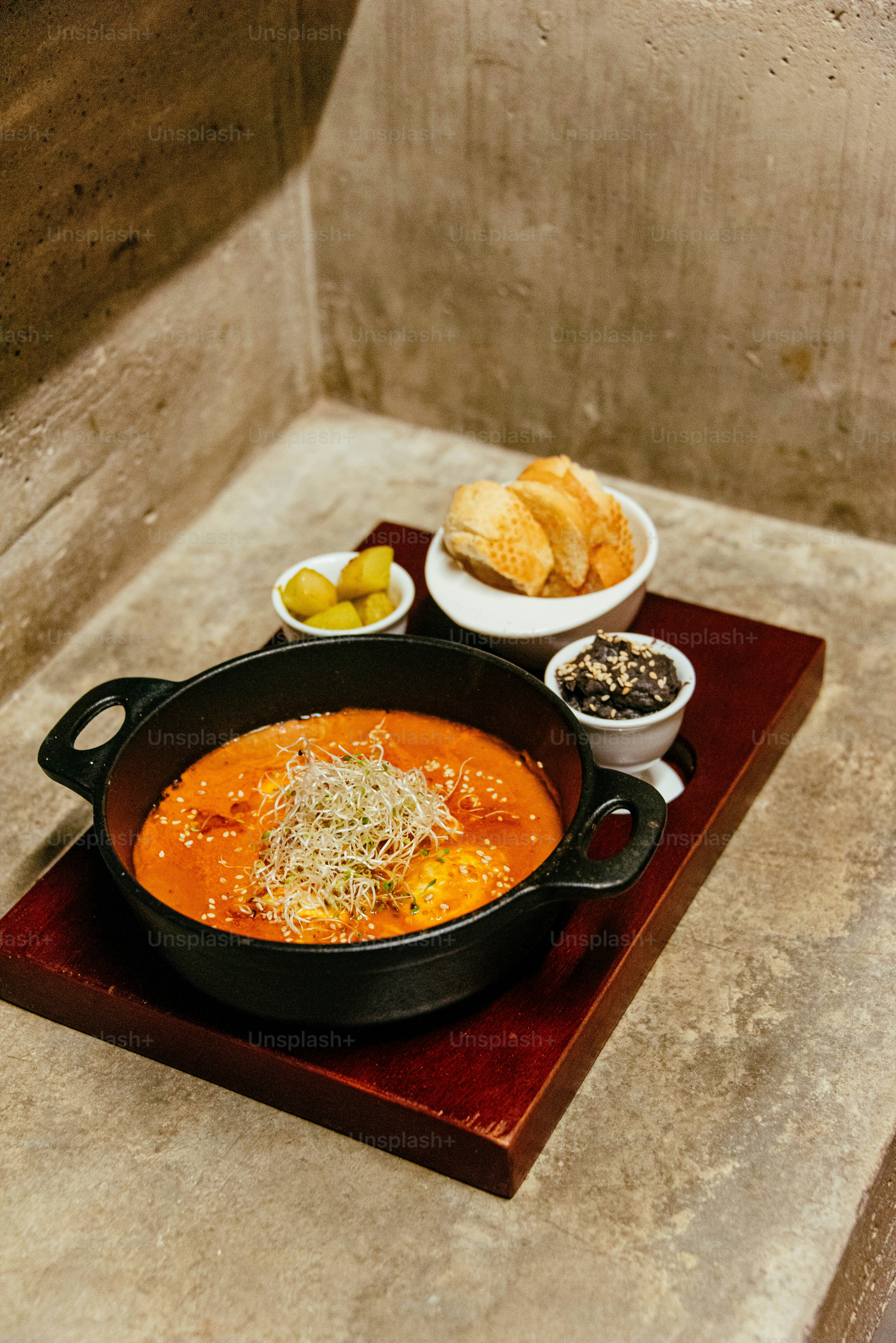 A pan of food photo – Food Image on Unsplash