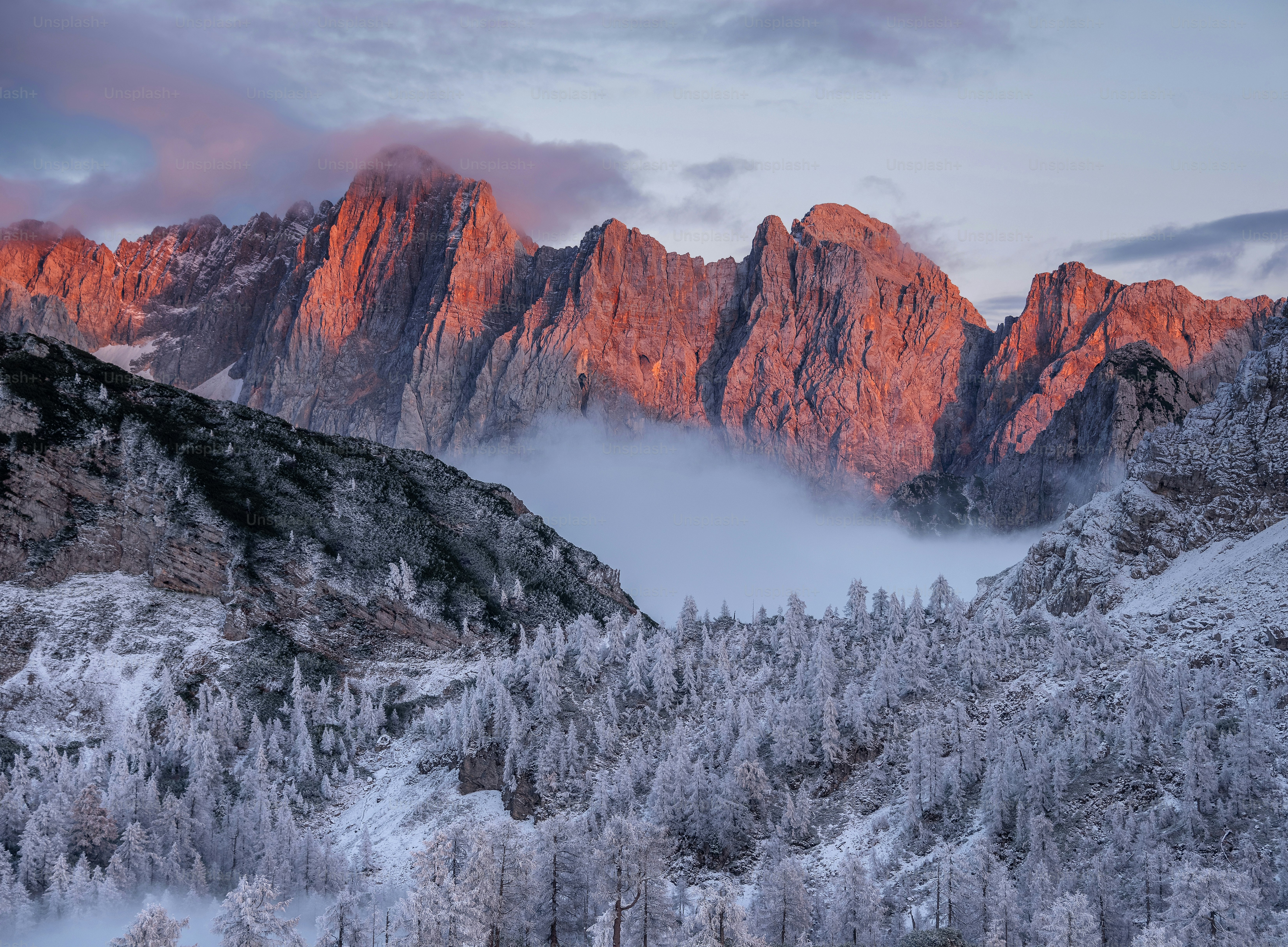 a snowy mountain range