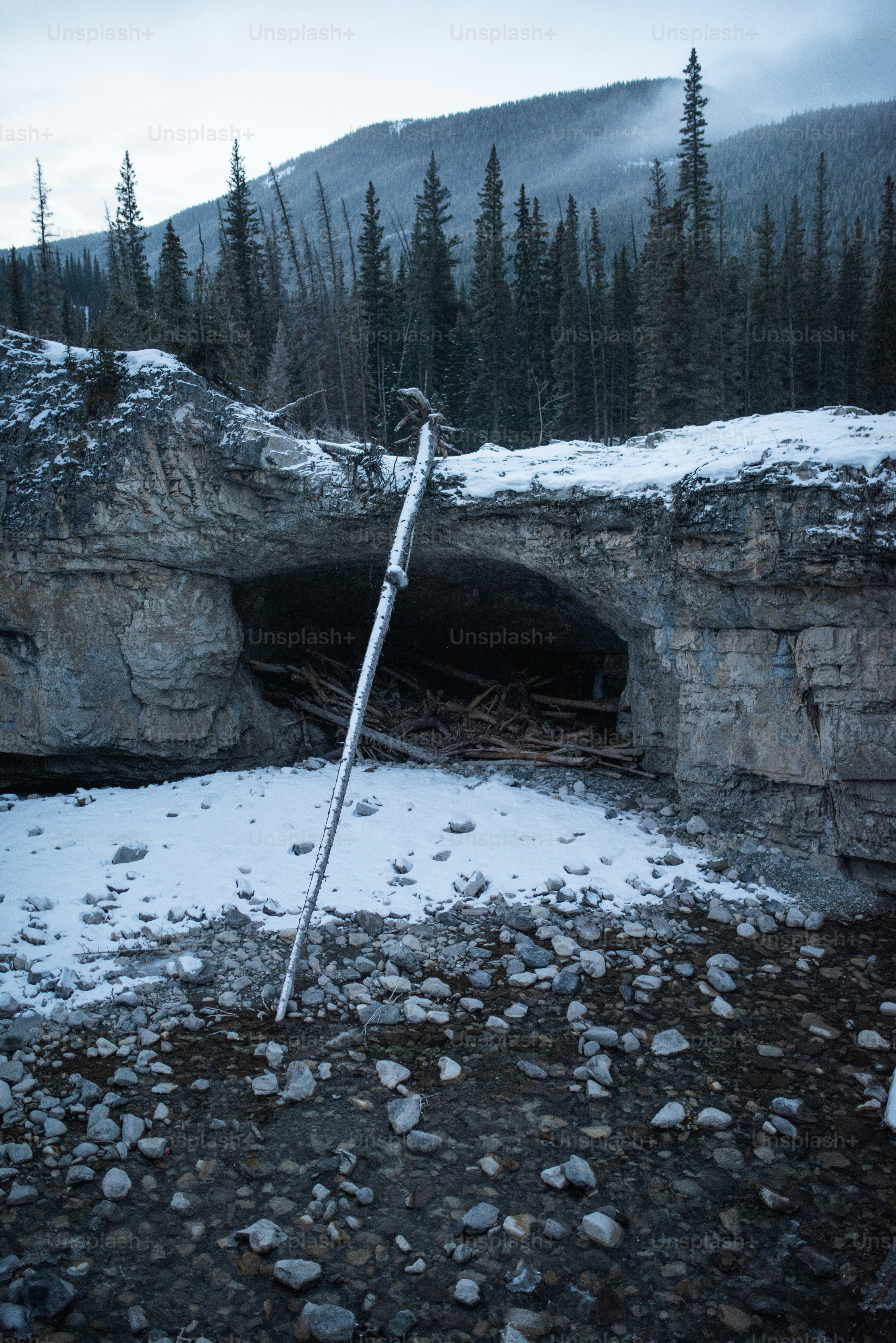 a stone bridge over a river
