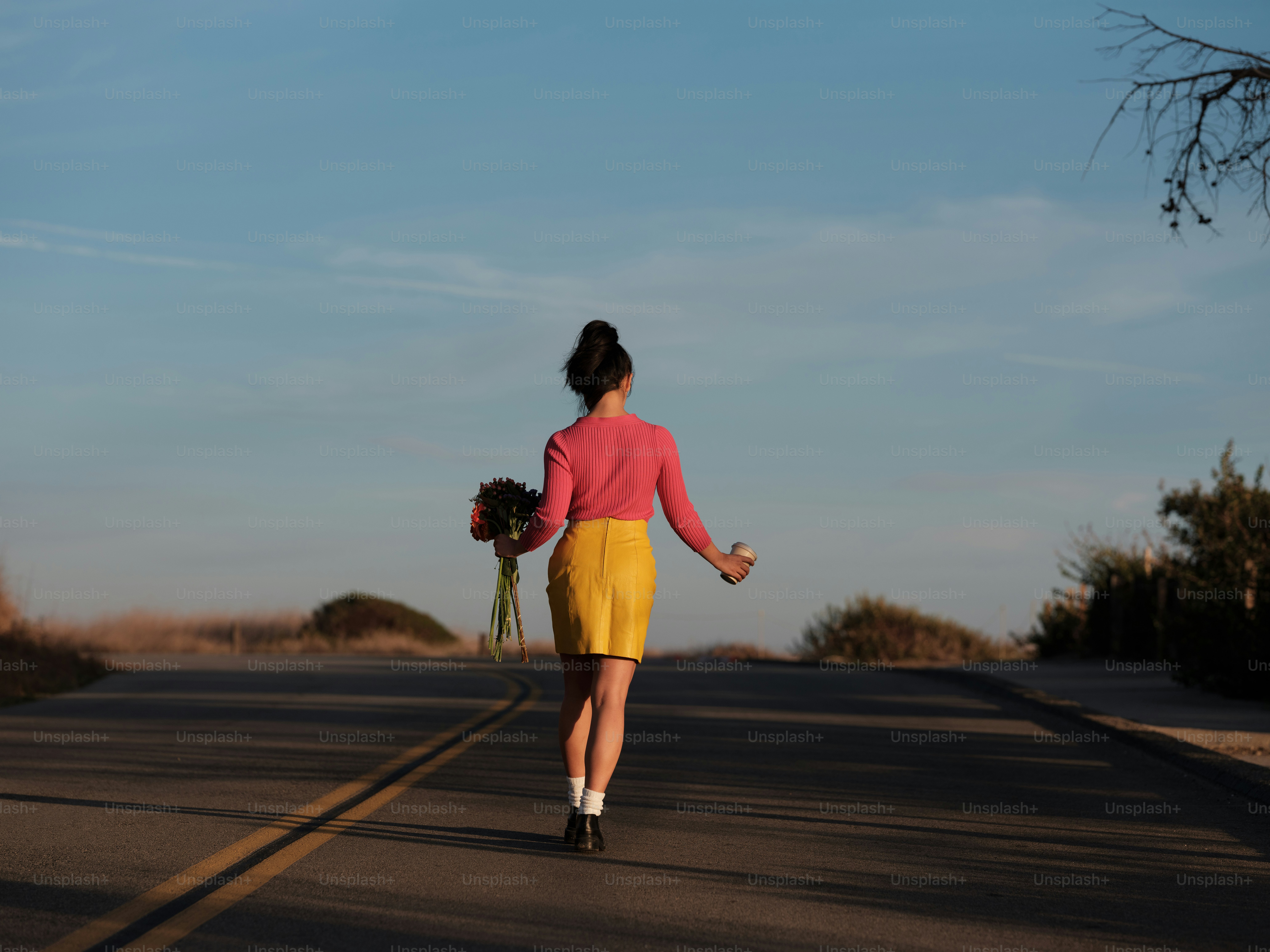 Walking Woman Pictures | Download Free Images on Unsplash