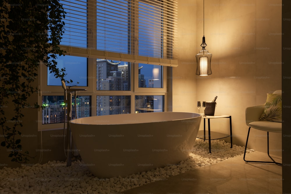 a bathtub in a room