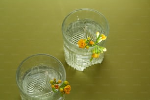 a glass vase with flowers