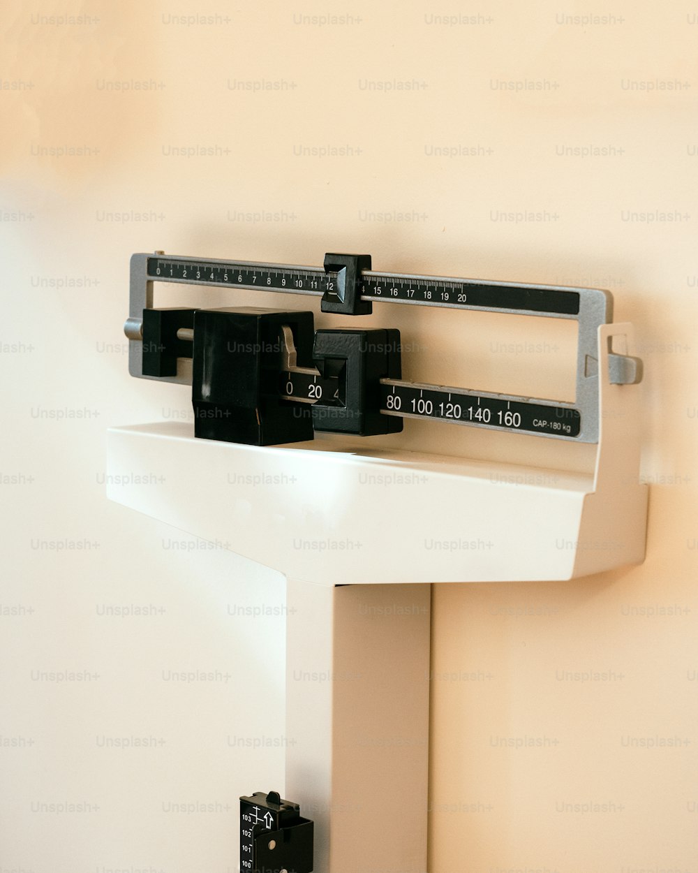 Digital Weighing Scale Images – Browse 90,363 Stock Photos