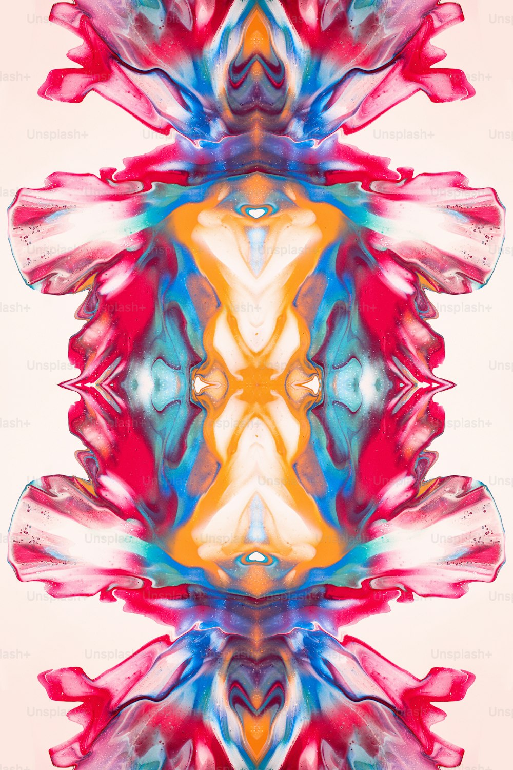 Un'immagine multicolore di un design astratto