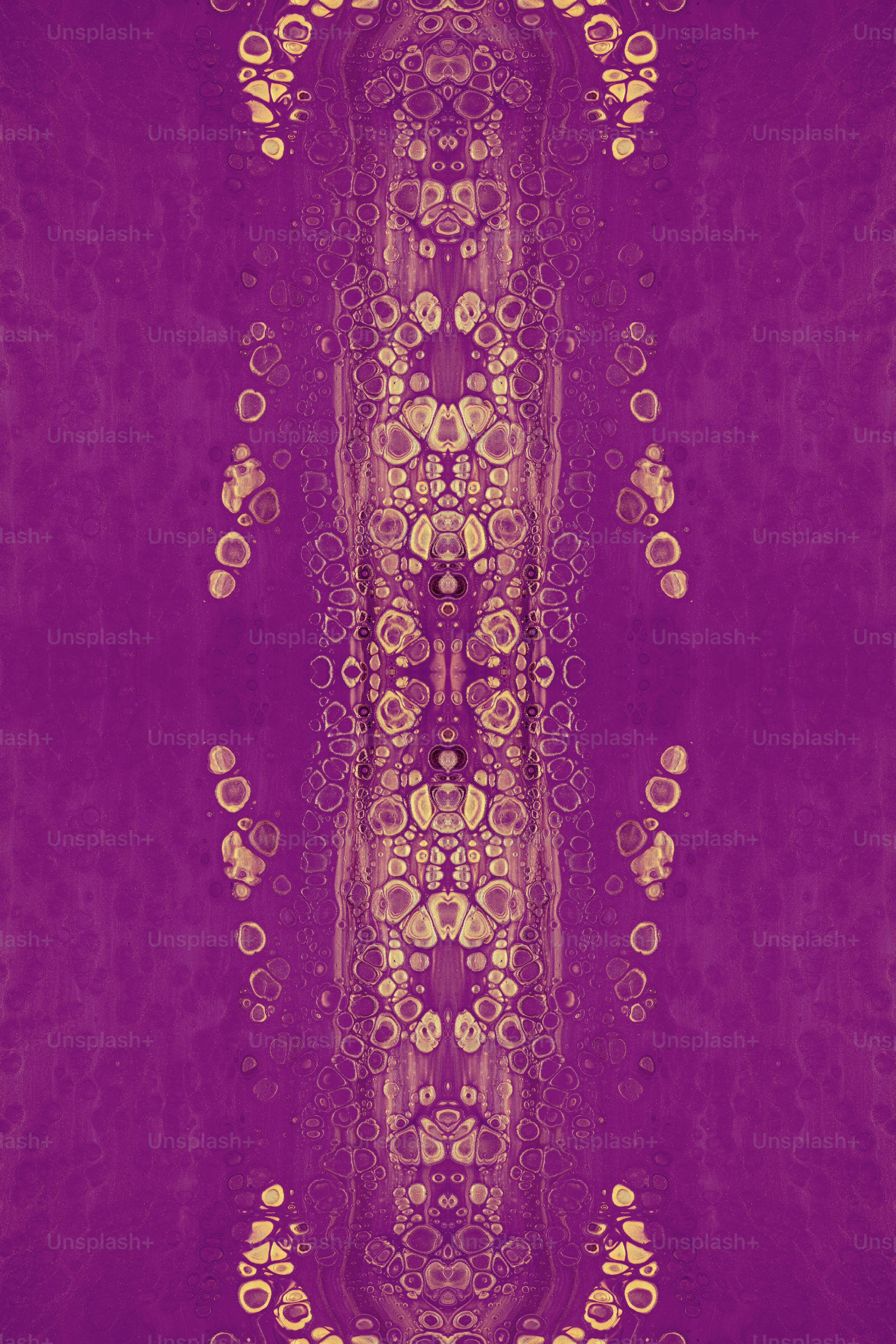 紫色の背景に金色のデザインの写真 – Unsplashの壁紙の画像, image size:3000x4500