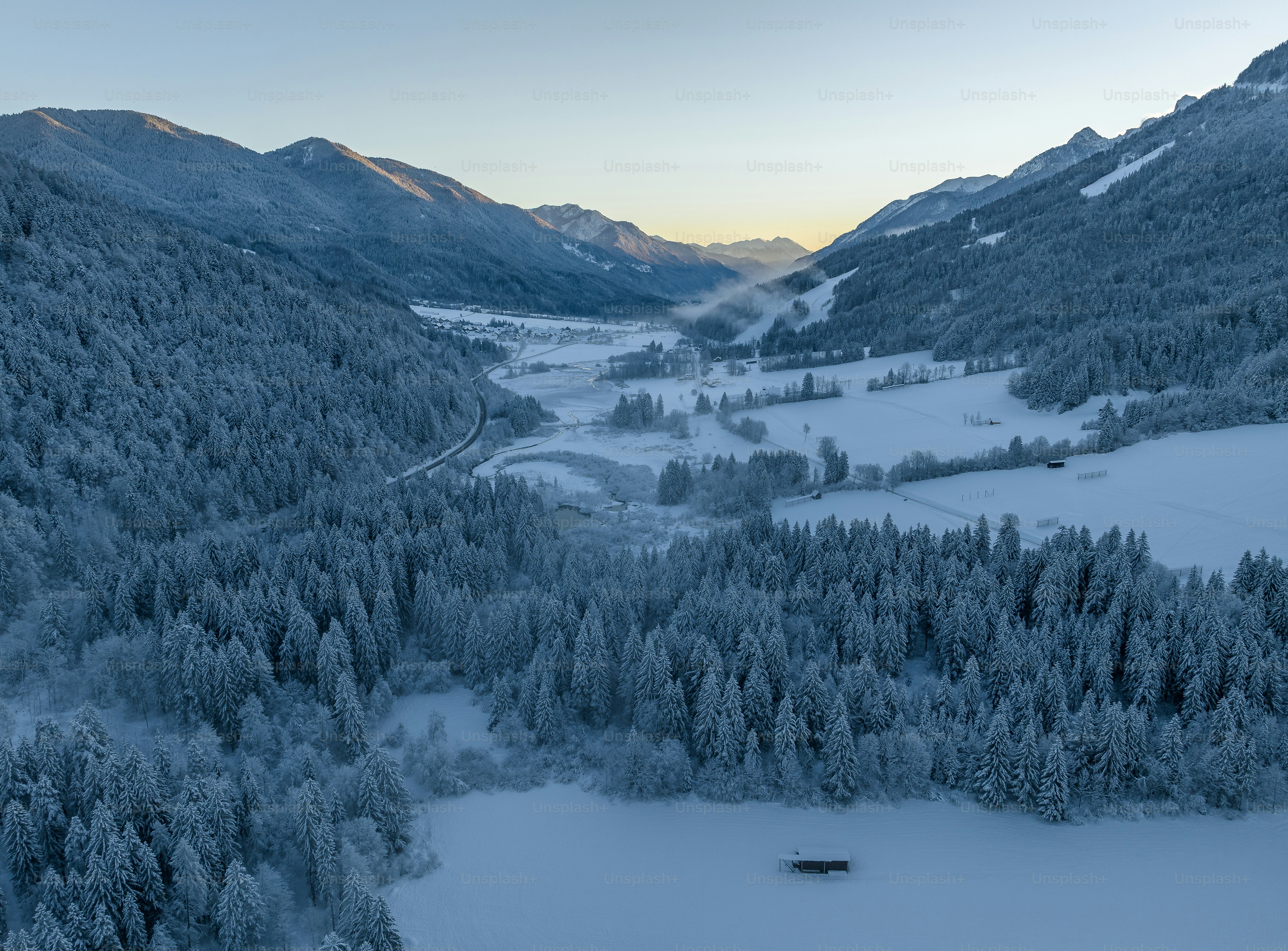 Pamir Pamir Mountains Pyanzh River Snowy Stock Photo 1220212486 |  Shutterstock, image size:3000x2216