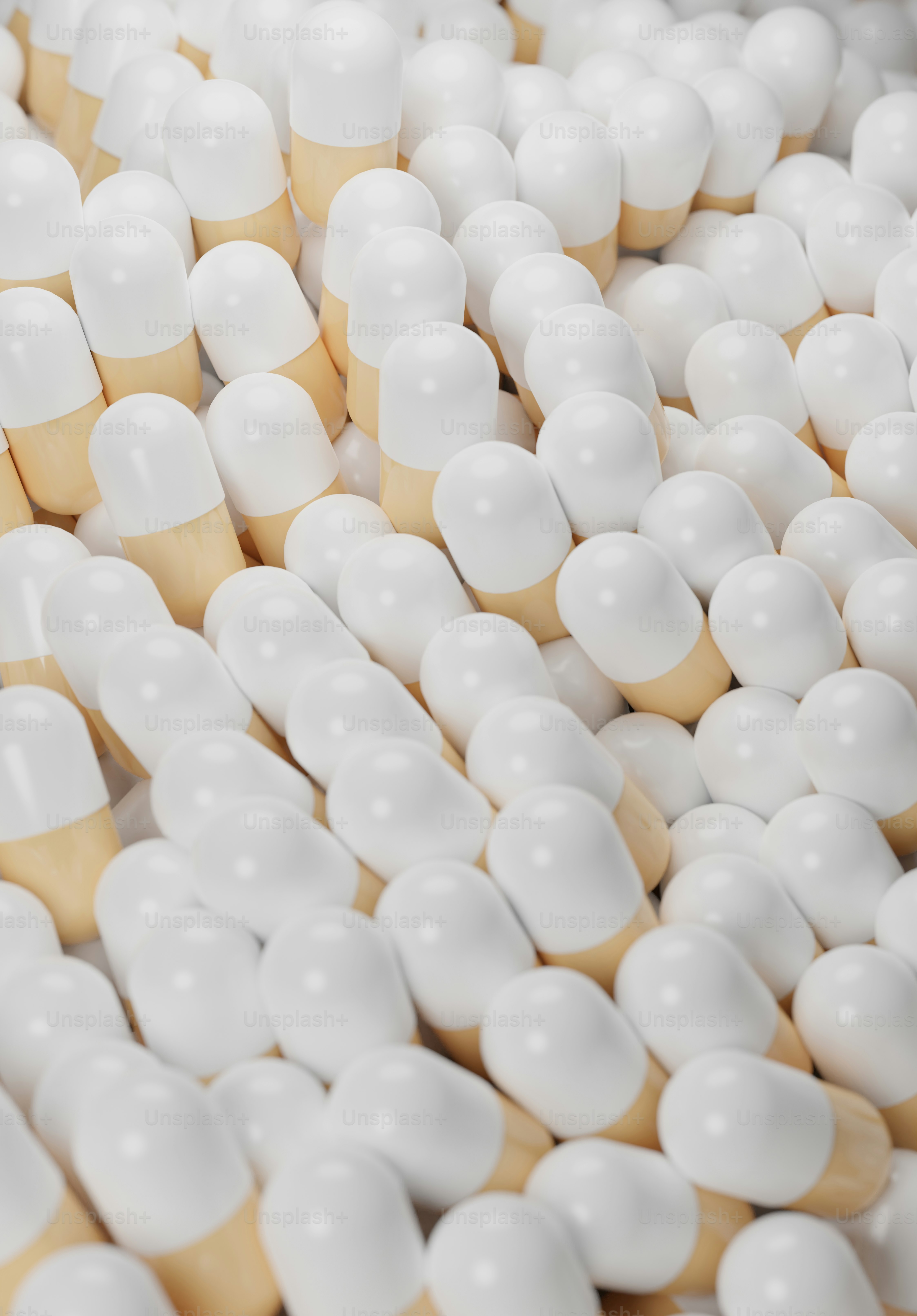 ein Haufen weißer Pillen, die übereinander sitzen