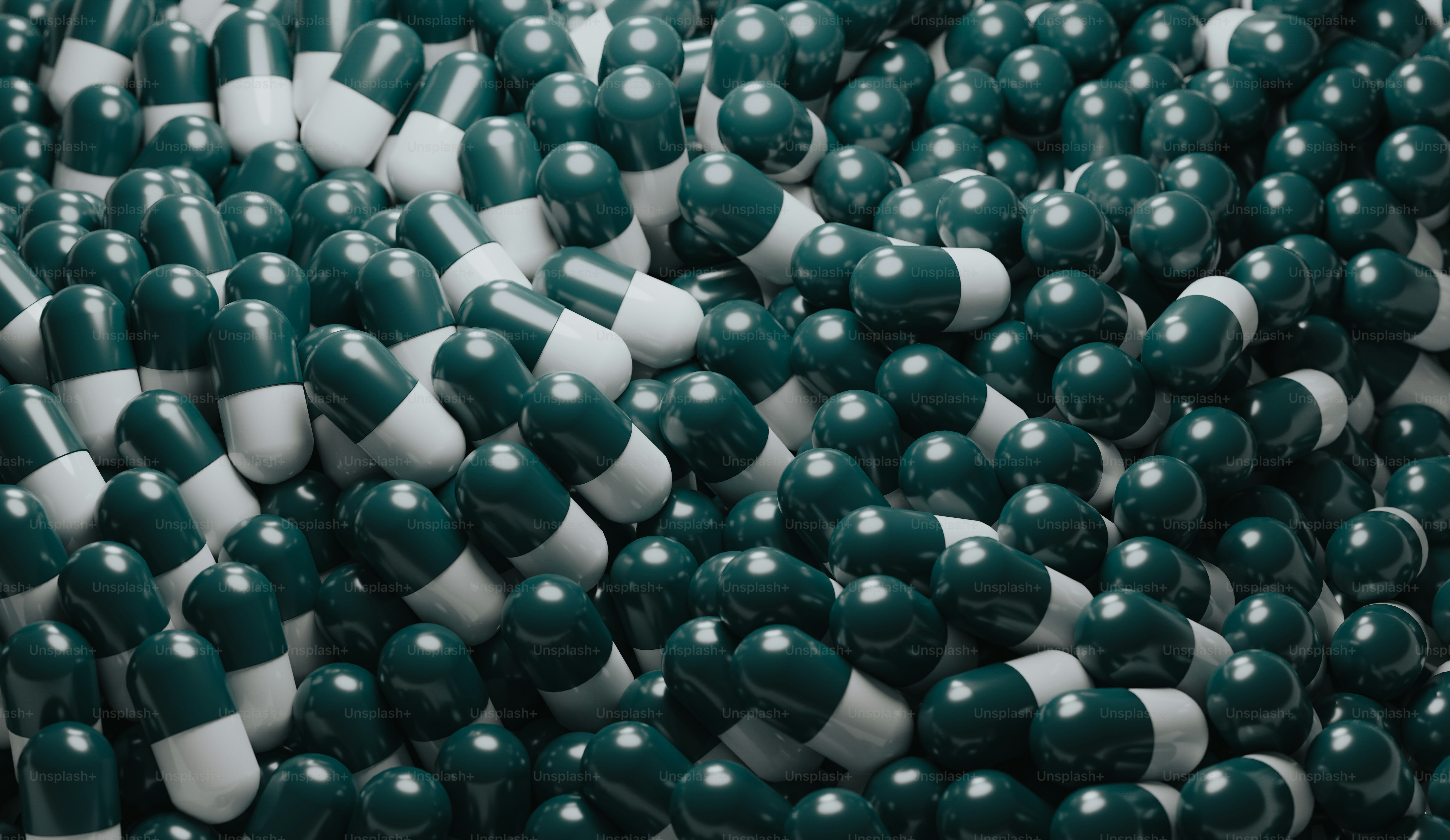 Ein großer Haufen grüner und weißer Pillen