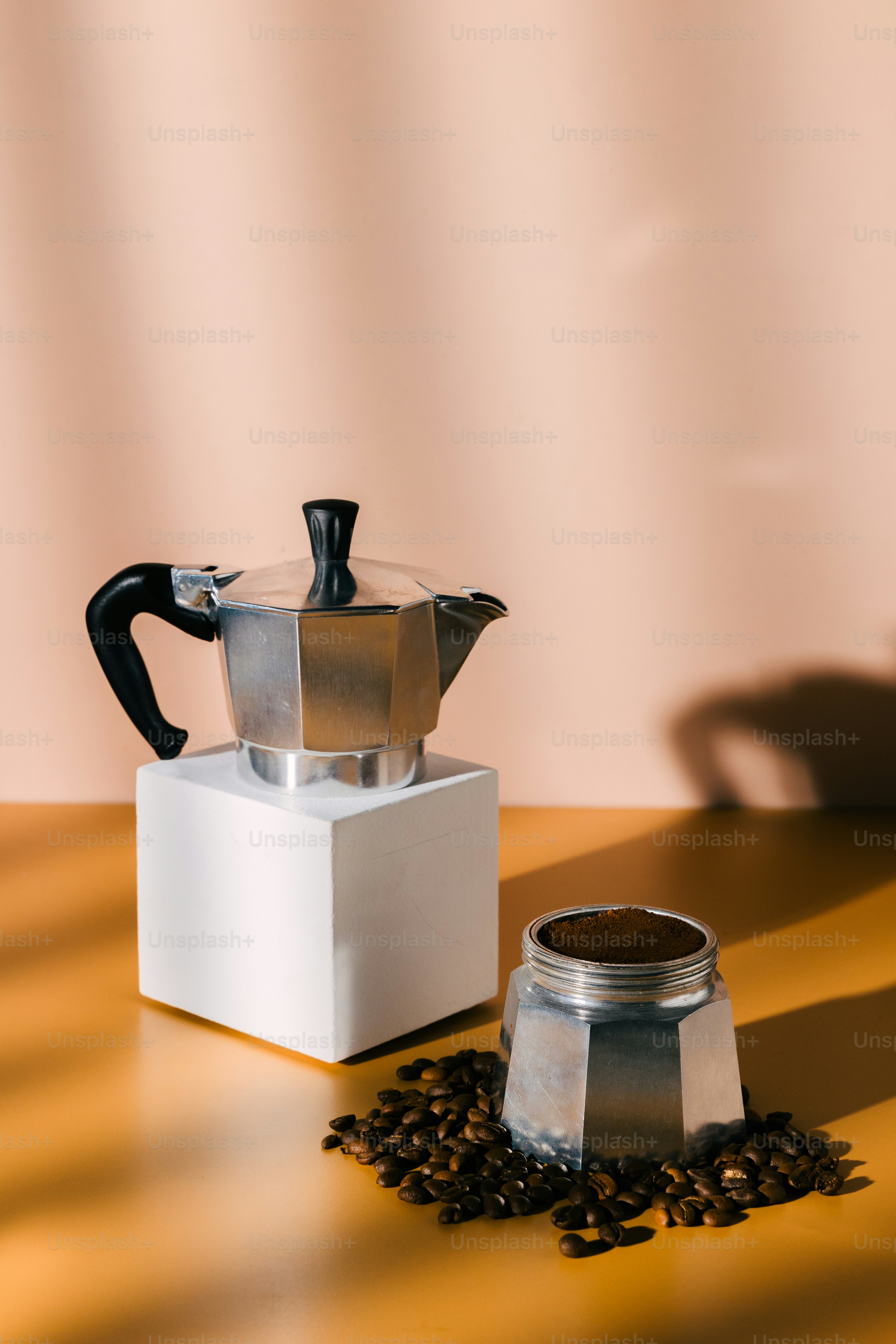 Your Essential Guide To Coffee, Coffee Machines, And Accessories