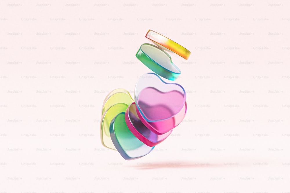 Un objet multicolore en forme de cœur flottant dans les airs