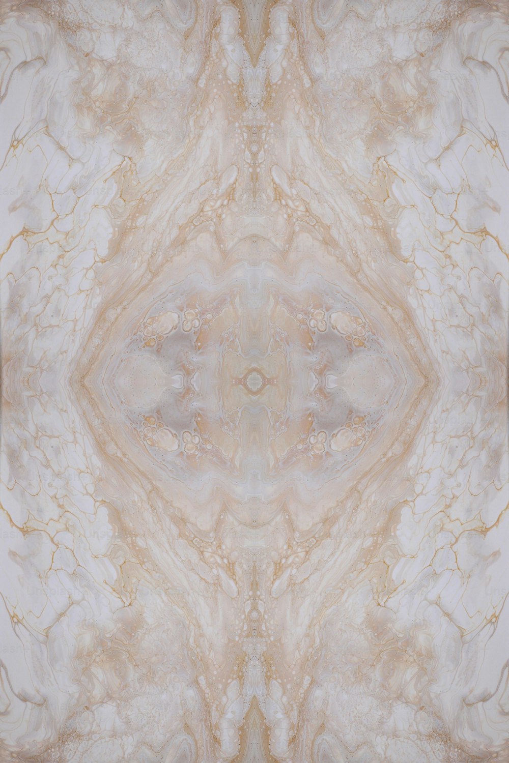 Una imagen de un diseño abstracto en beige y blanco