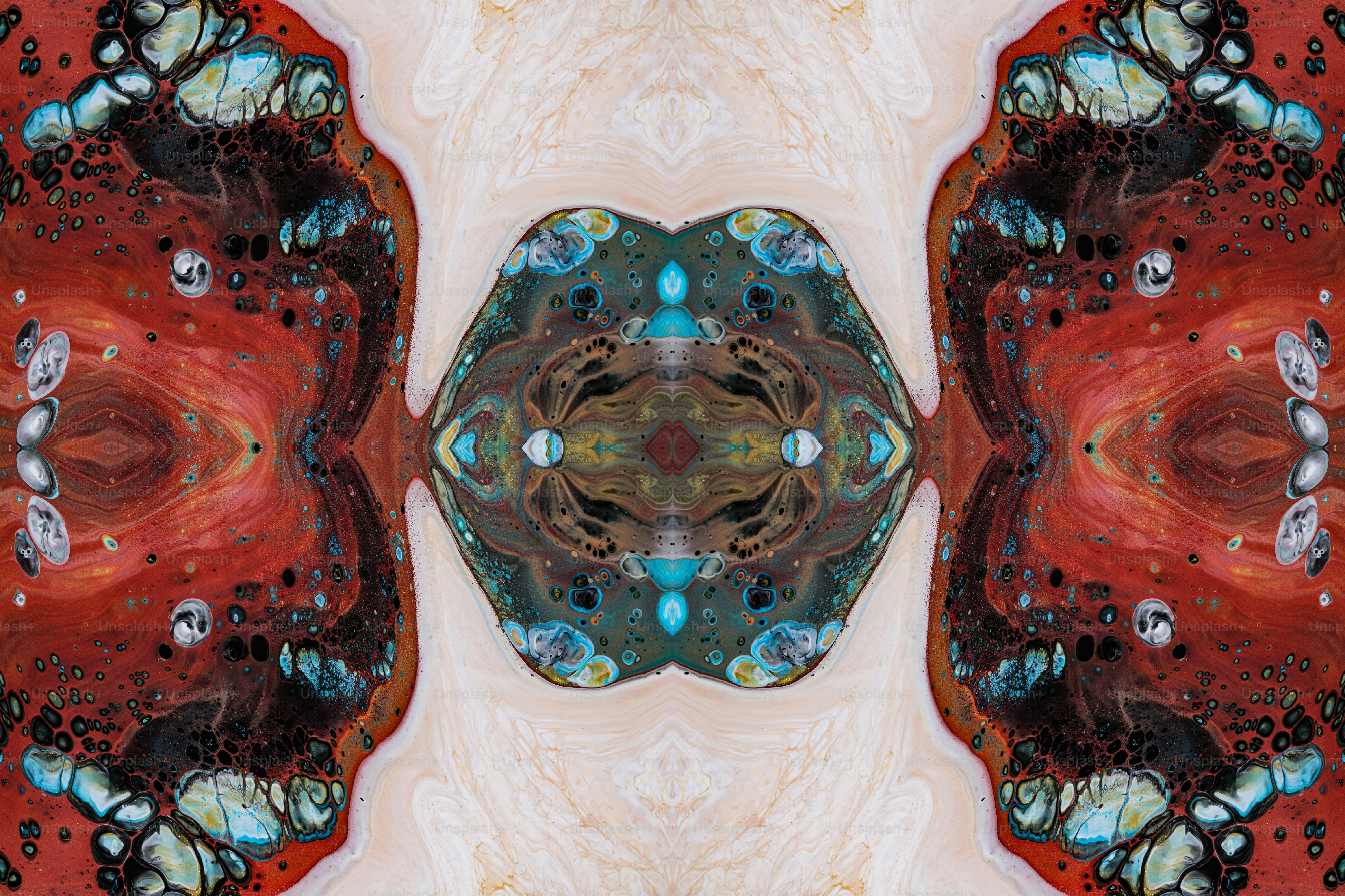 a picture of a red and blue flower