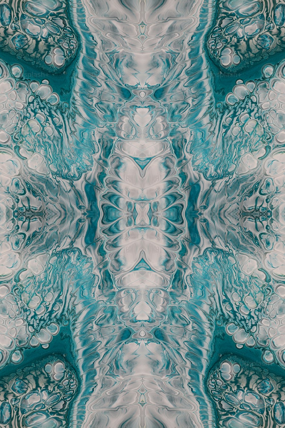 ein abstraktes Bild eines blau-weißen Musters