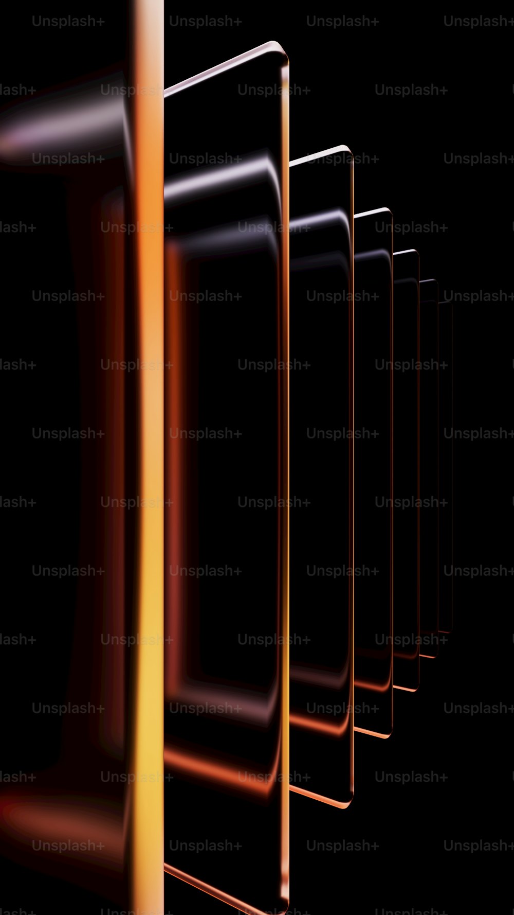 Una fila di oggetti di forma quadrata su sfondo nero