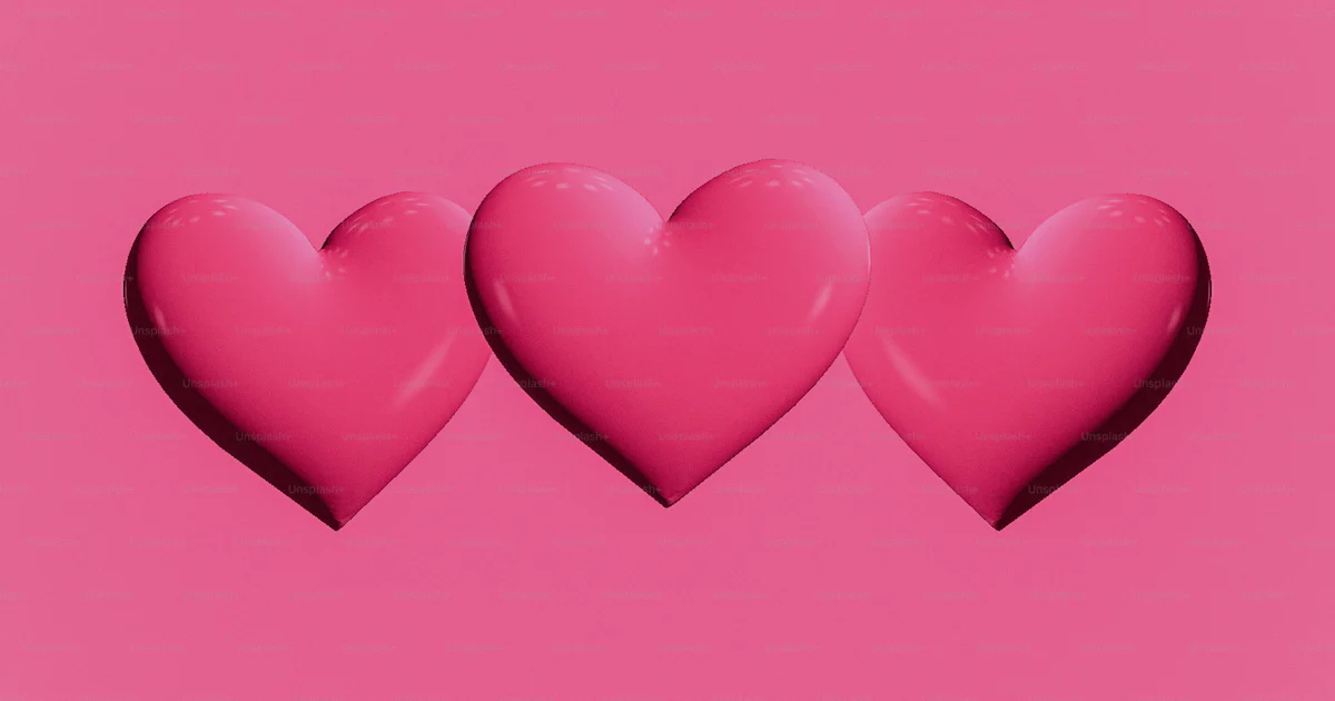 Corazon Rosa Triple Tres corazones rosados sobre fondo rosa foto – Imagen de Antecedentes ...