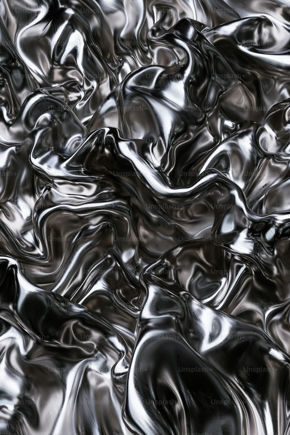 Ein Schwarz-Weiß-Foto von einem Haufen glänzendem Material