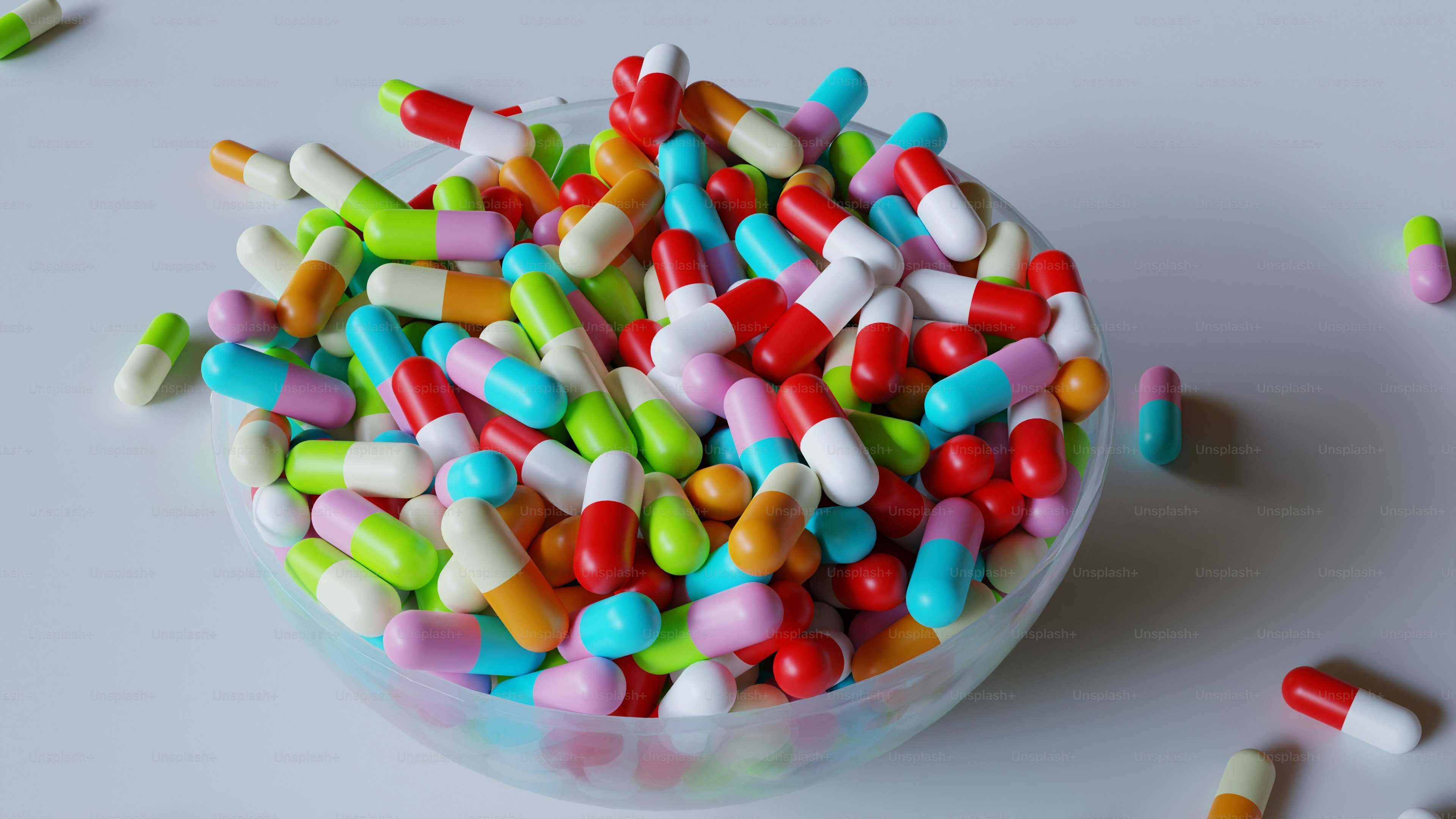 다채로운 사탕으로 가득 찬 그릇