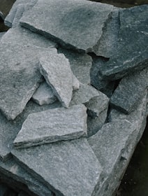 Granulats concassés 15/25 pour béton de structure — SYA CARRIERES & MINES