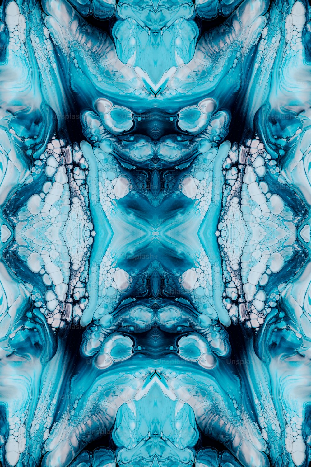 ein blau-weißes Muster mit einer großen Menge an Blasen