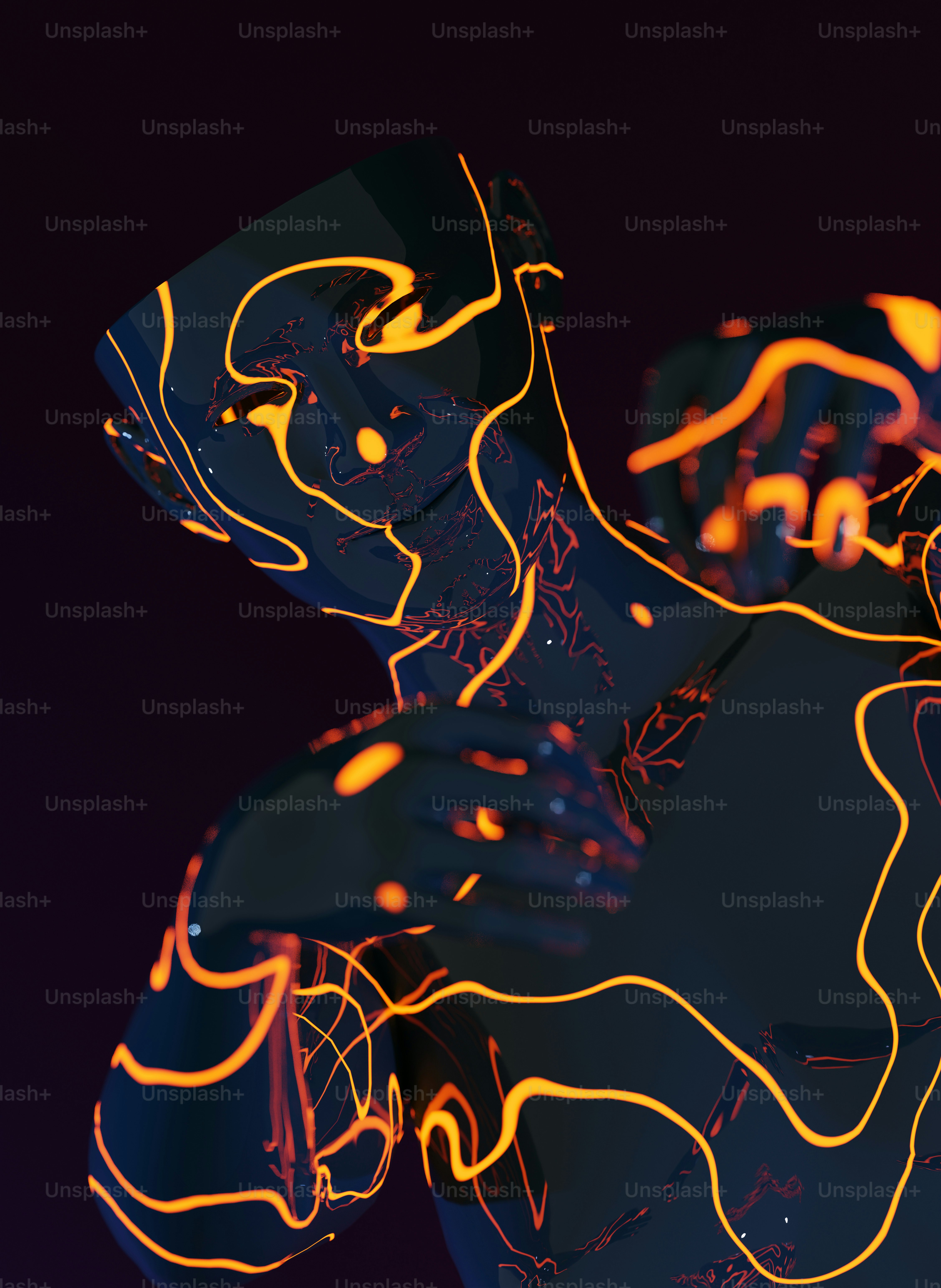 Une femme en robe noire avec des néons sur le corps