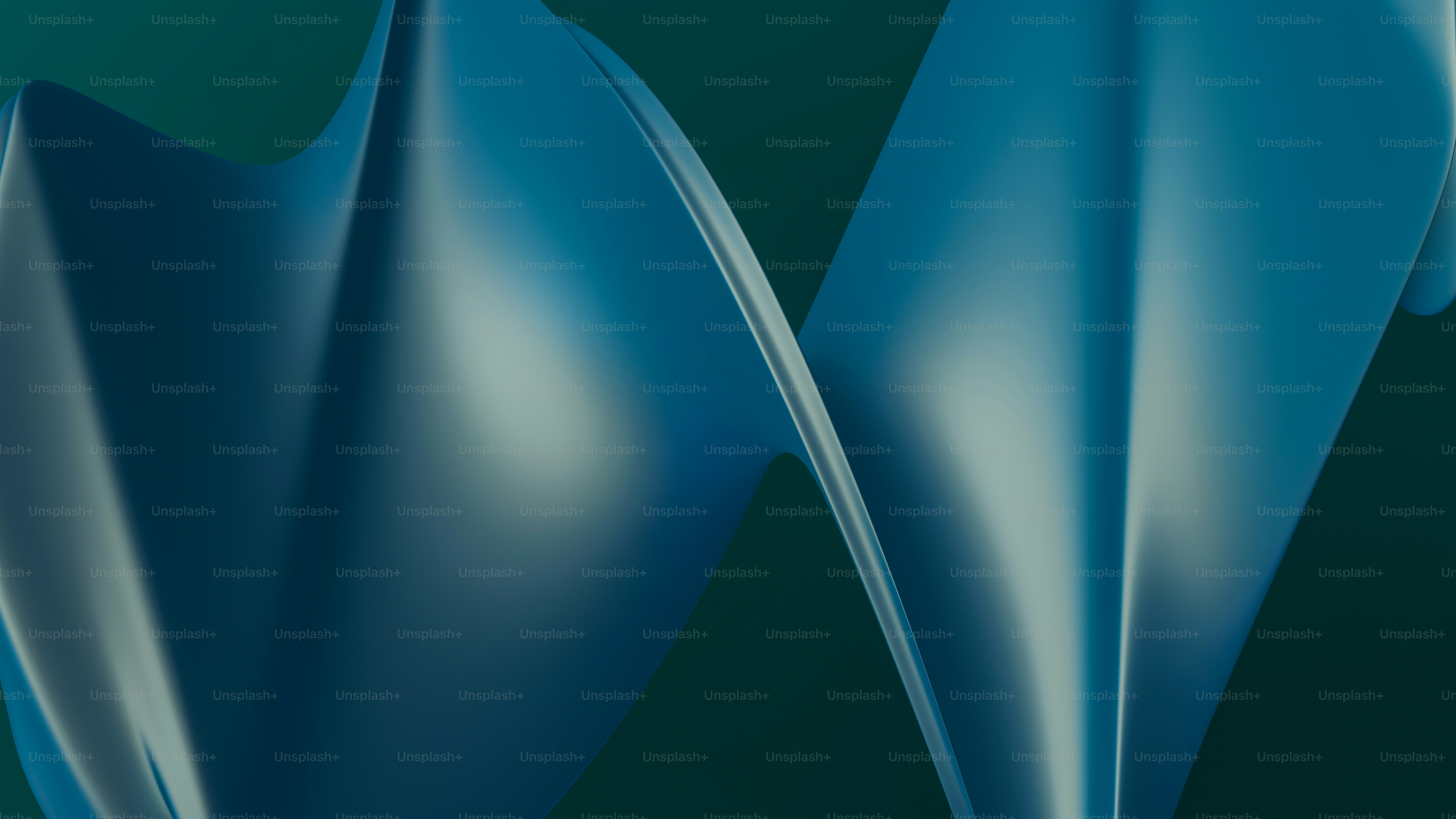 eine Nahaufnahme einer blauen Blume auf grünem Hintergrund