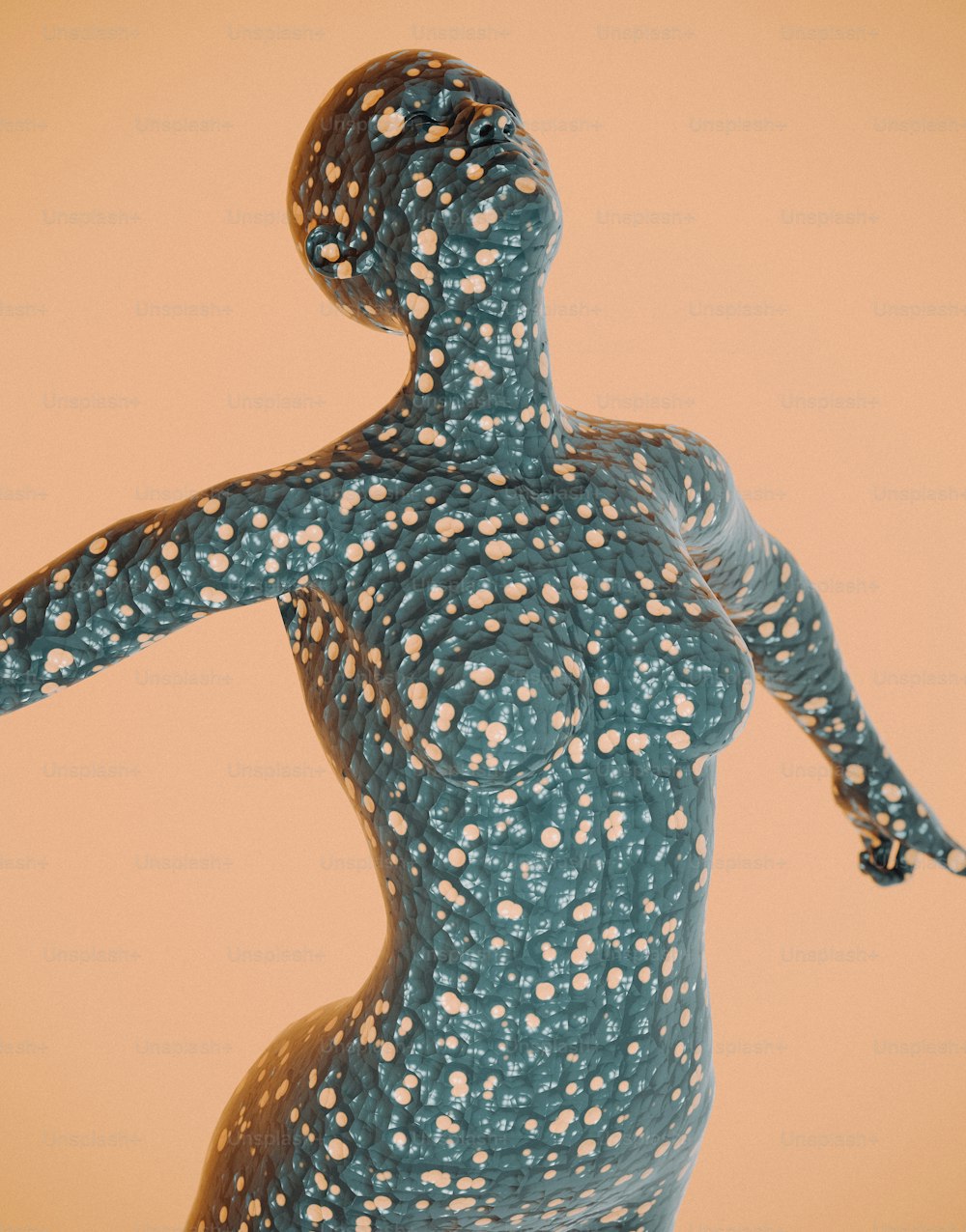 uma escultura de uma mulher com pontos em seu corpo