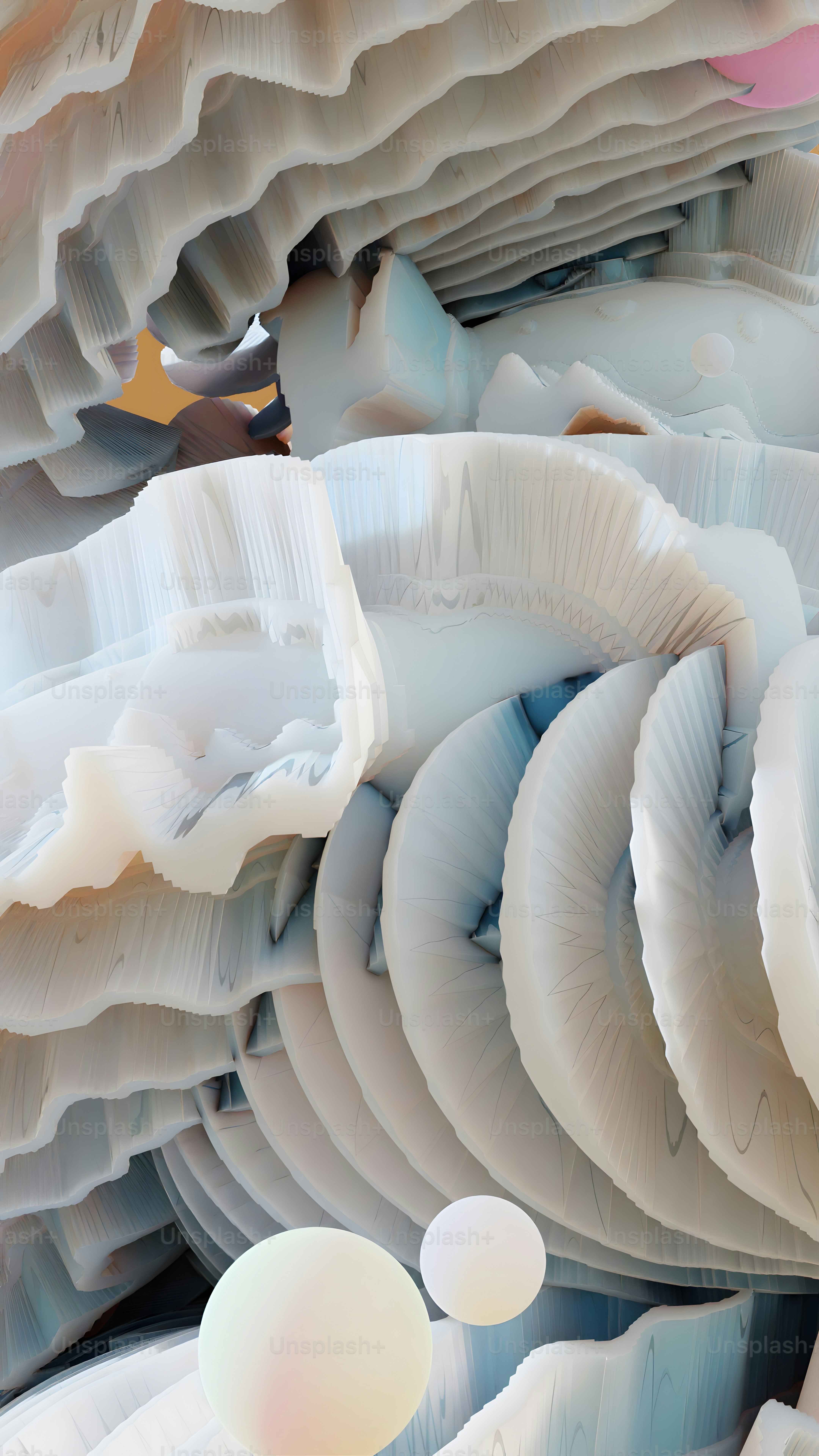 un grand groupe d’assiettes en papier empilées les unes sur les autres