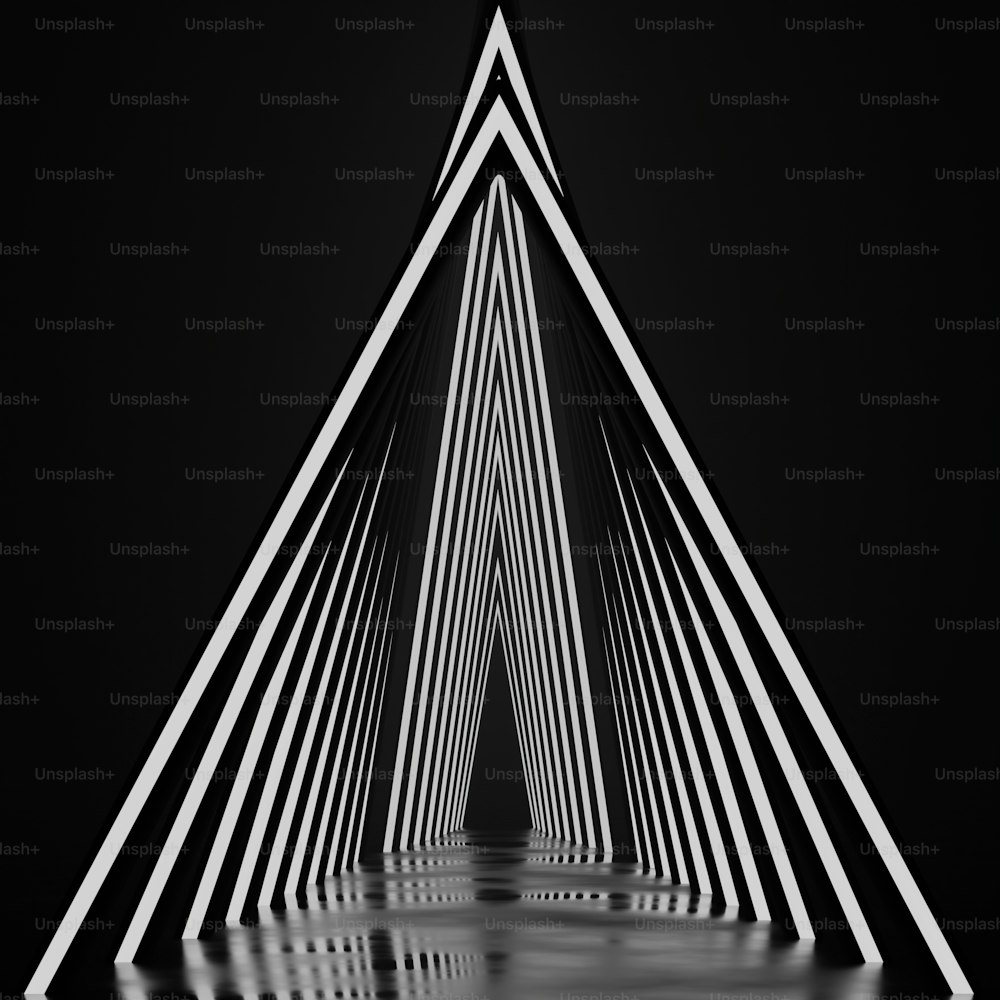 Una foto in bianco e nero di un triangolo