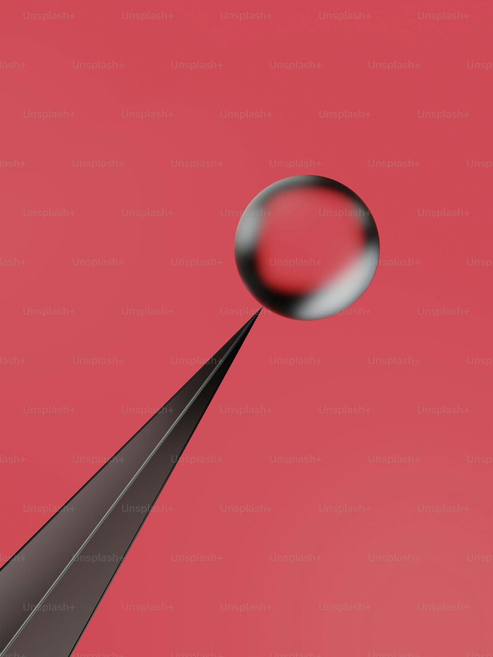 uma imagem borrada de um objeto voando pelo ar