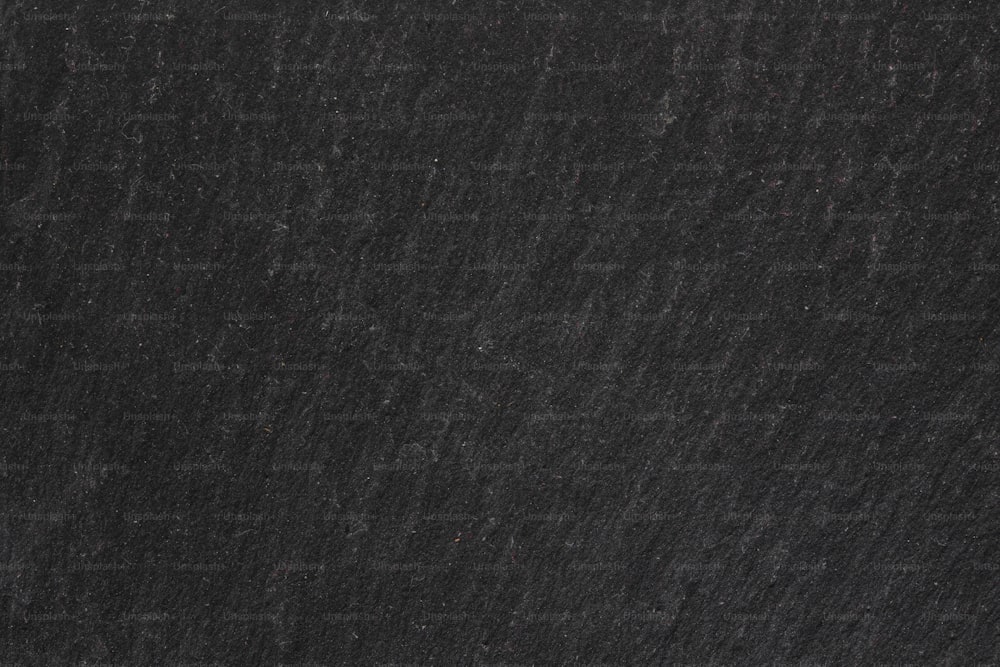 un primo piano di una superficie di granito nero
