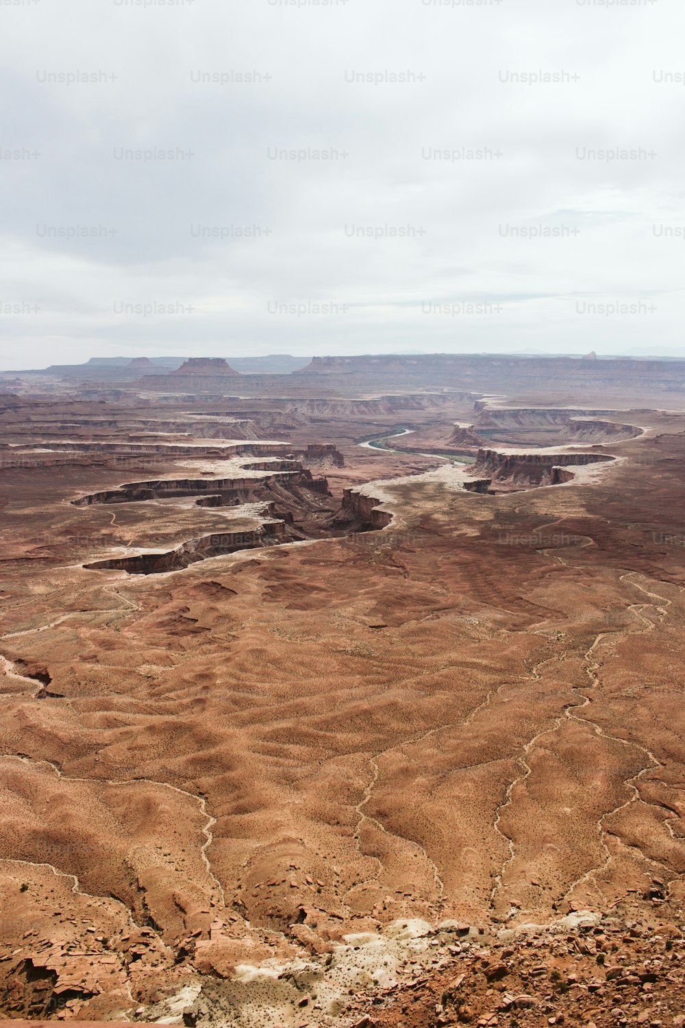 uma visão do deserto de um ponto de vista elevado