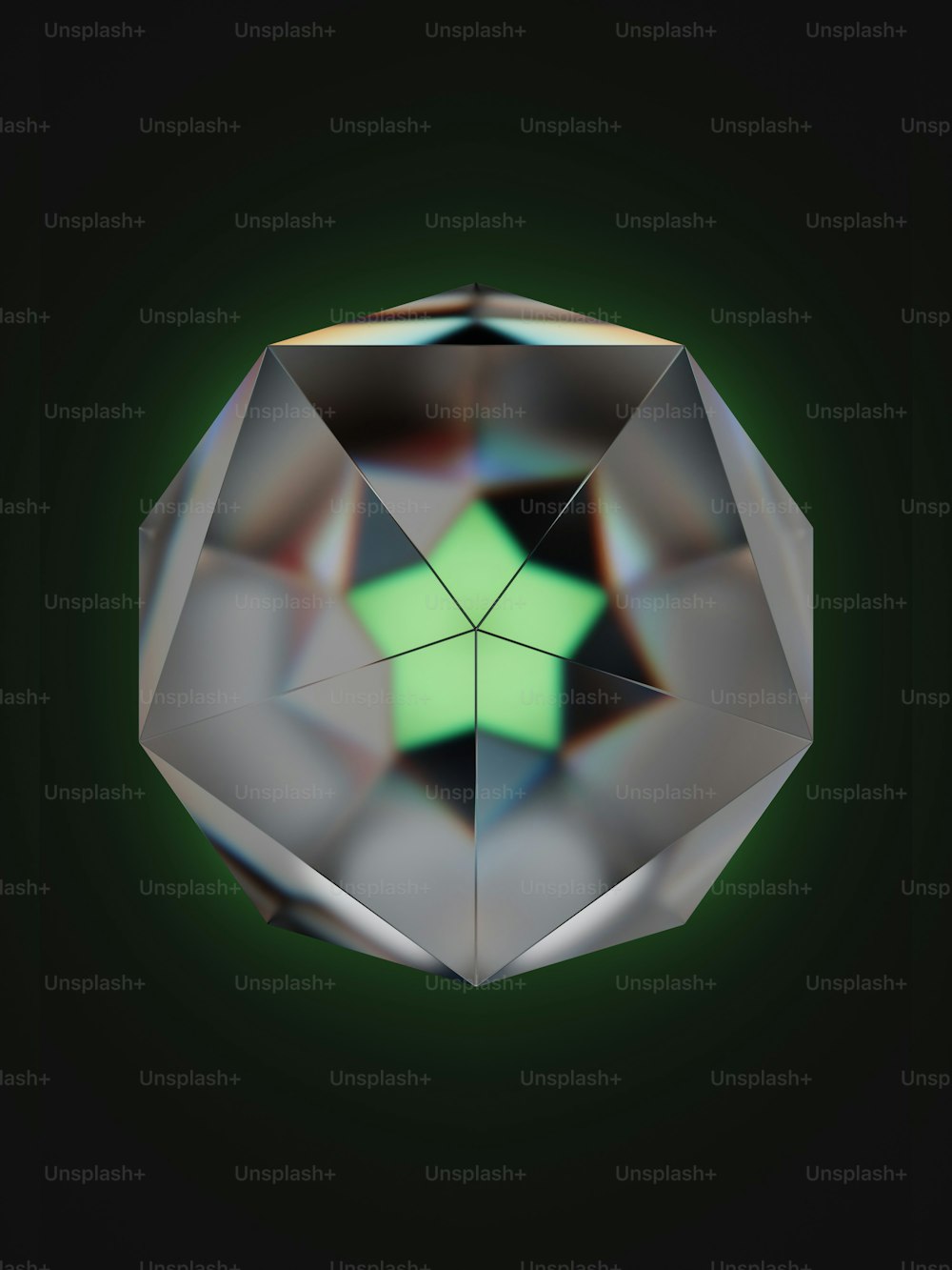 un diamant avec un centre vert sur fond noir