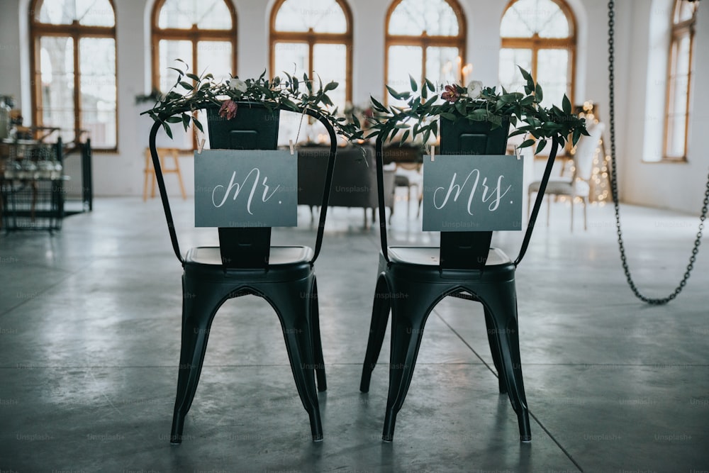 chairs with mr and mrs for wedding | 50 questions to ask before marriage | my big letters | www.mybigletters.com