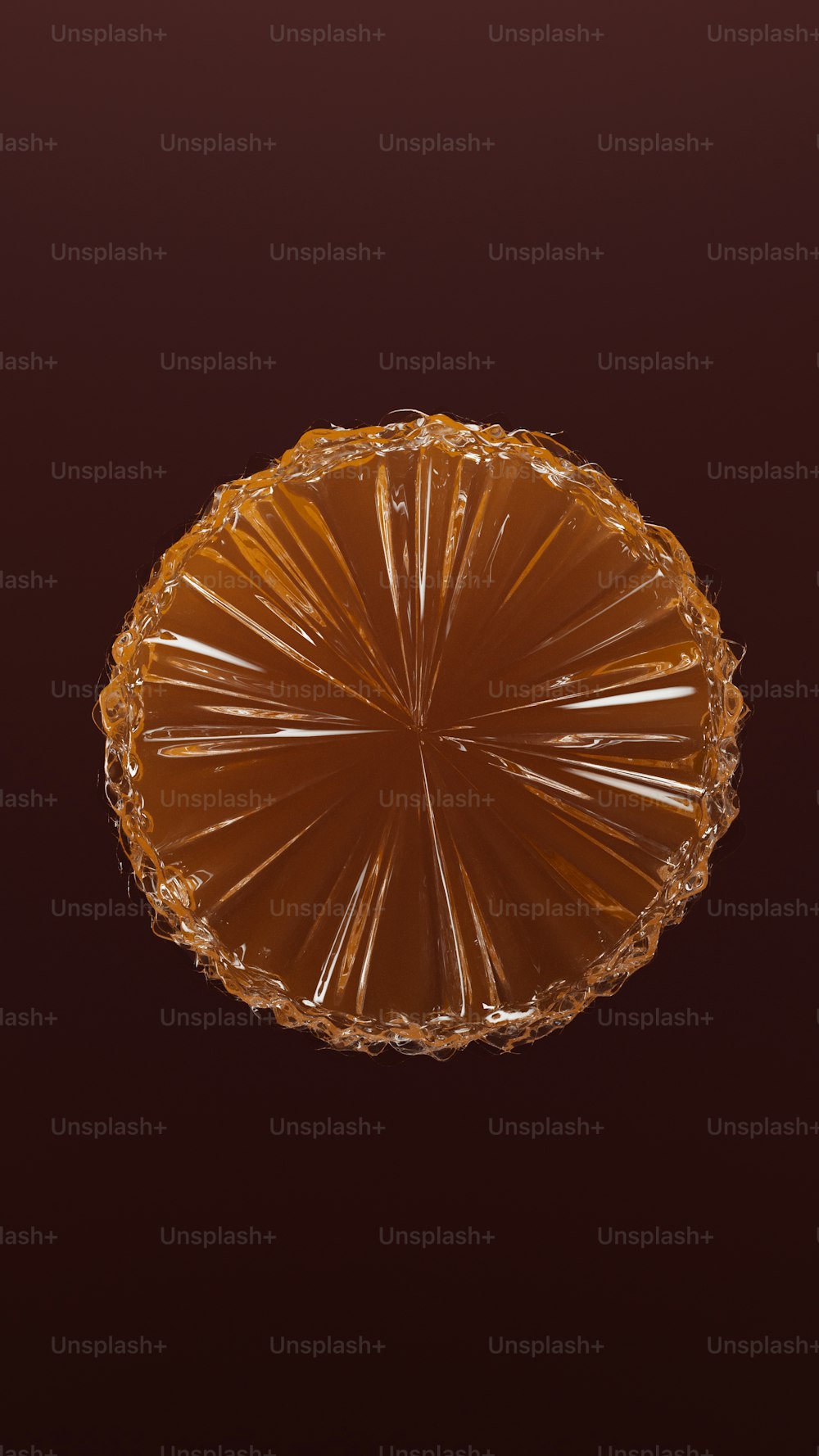una placa de vidrio marrón sobre un fondo marrón