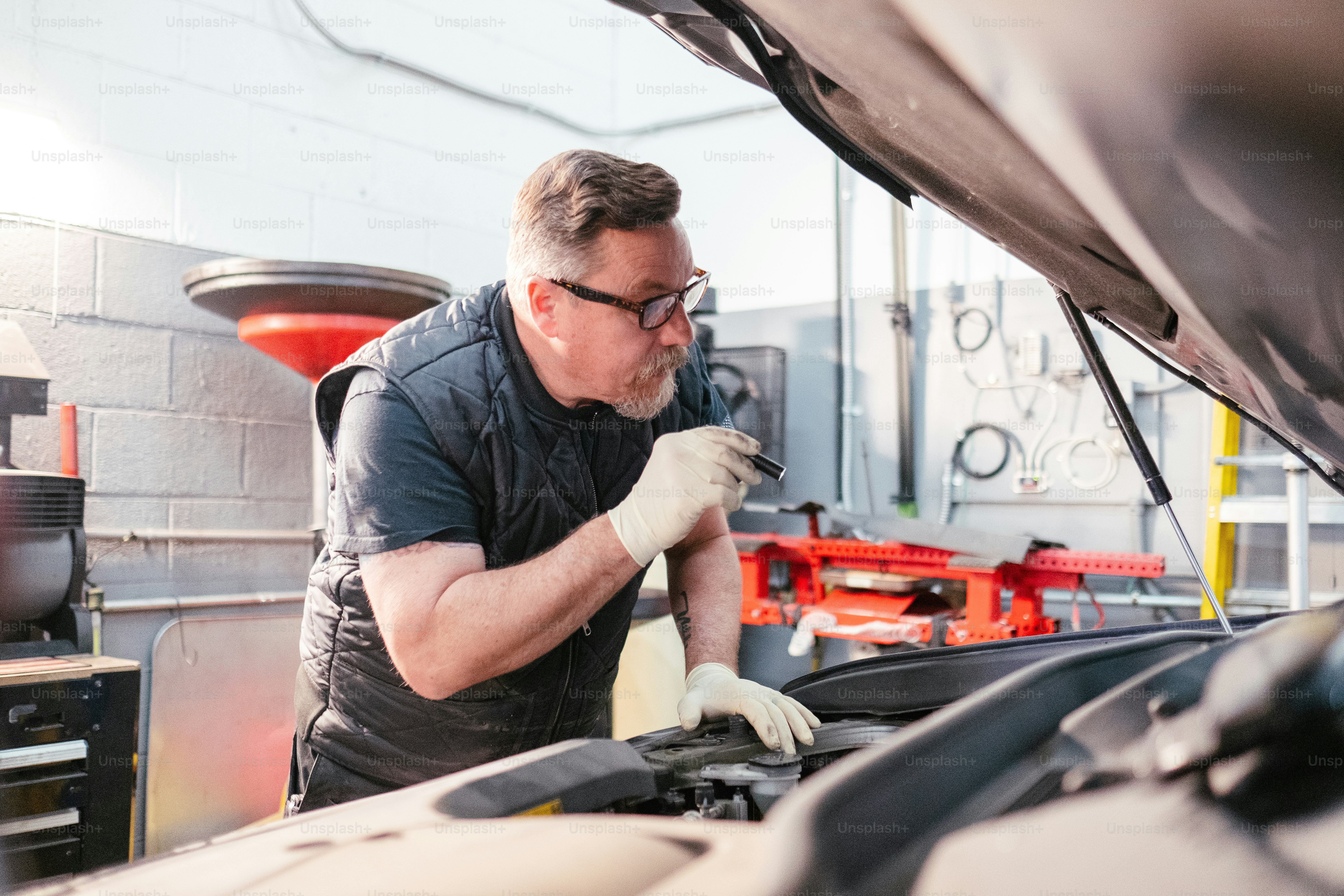 car mechanic